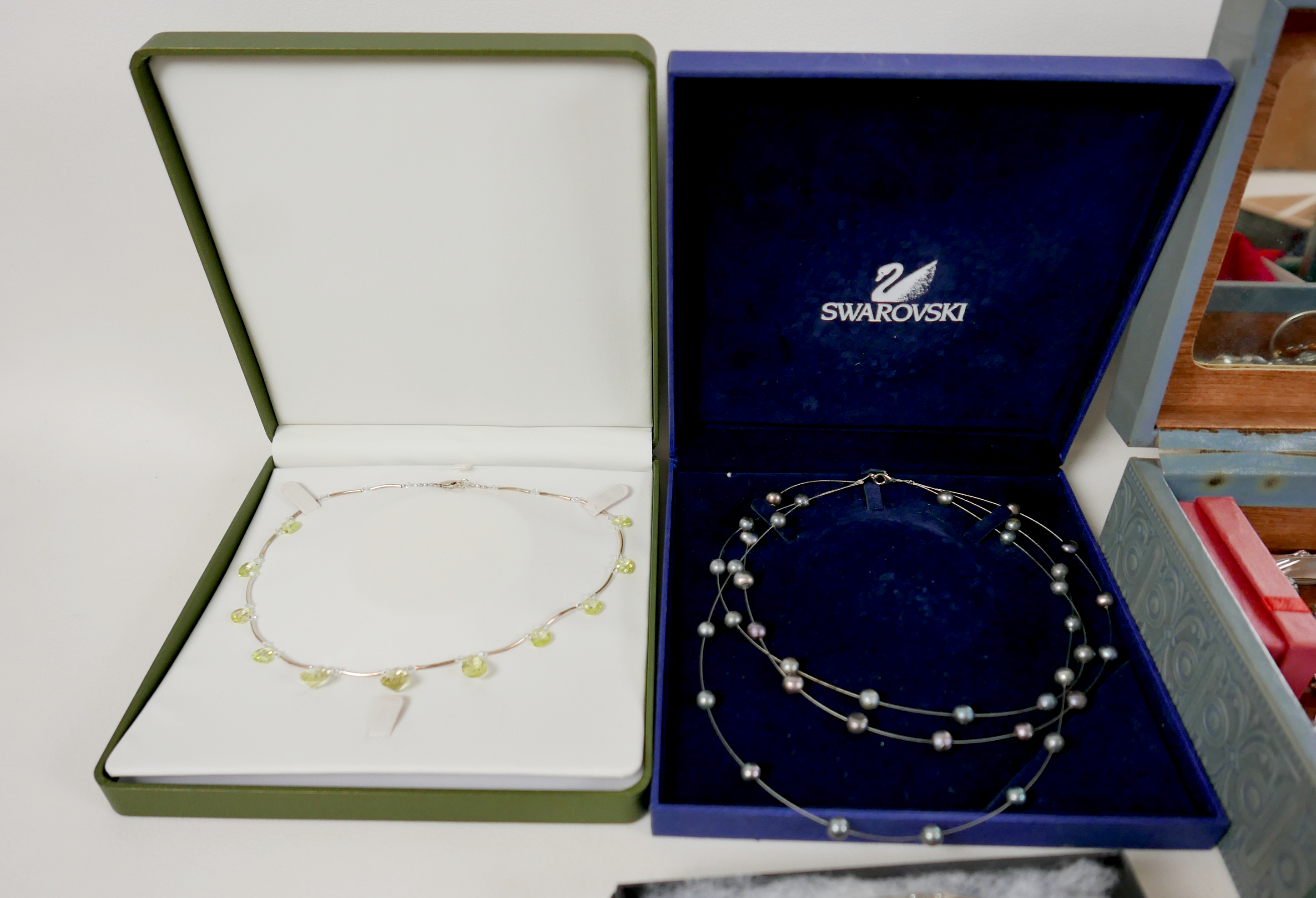 A collection of costume jewellery to include Swarovski necklaces - Image 3 of 8