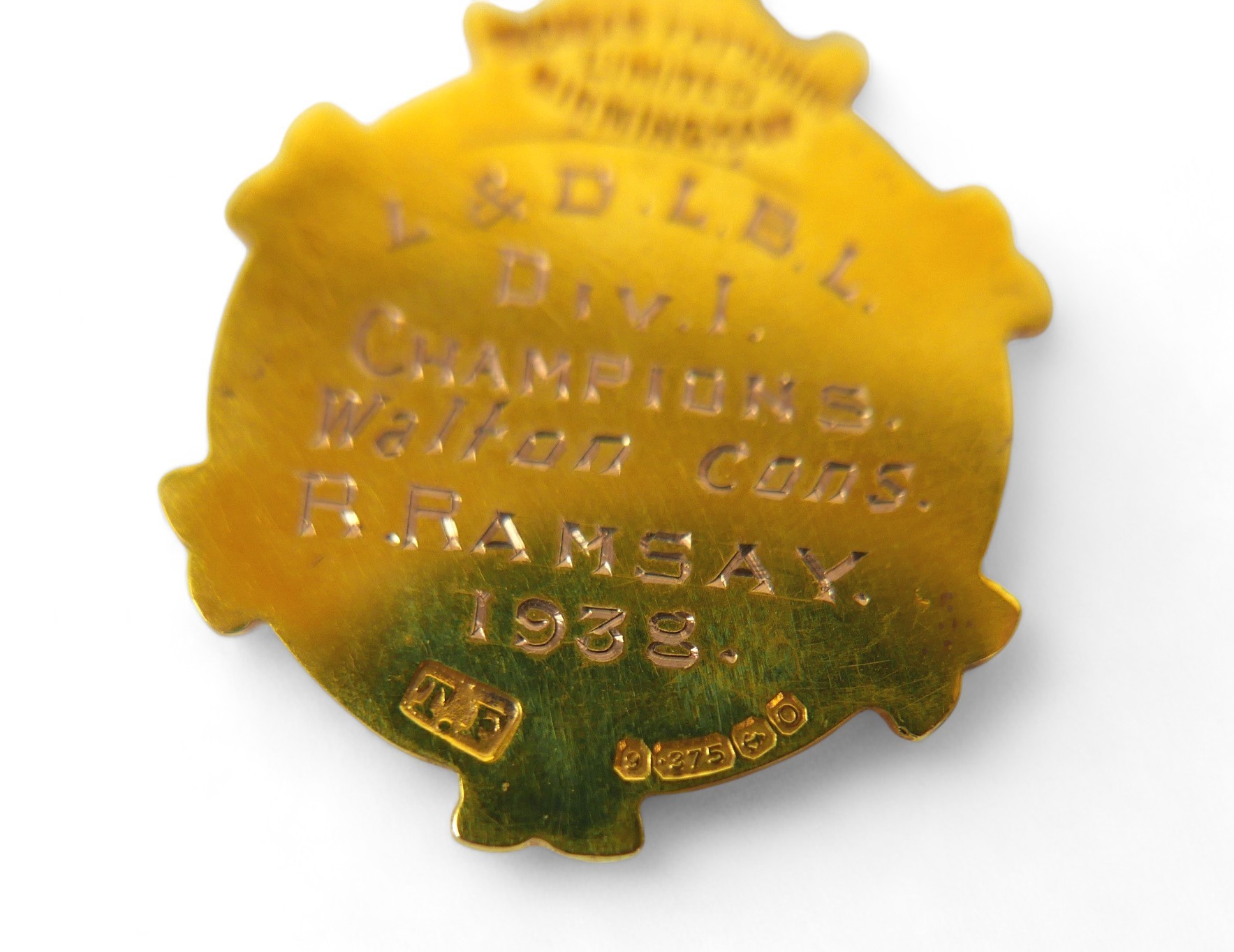 A 9ct gold presentation medal, on yellow metal pin with safety chain, gross weight 7.4g. - Image 4 of 5