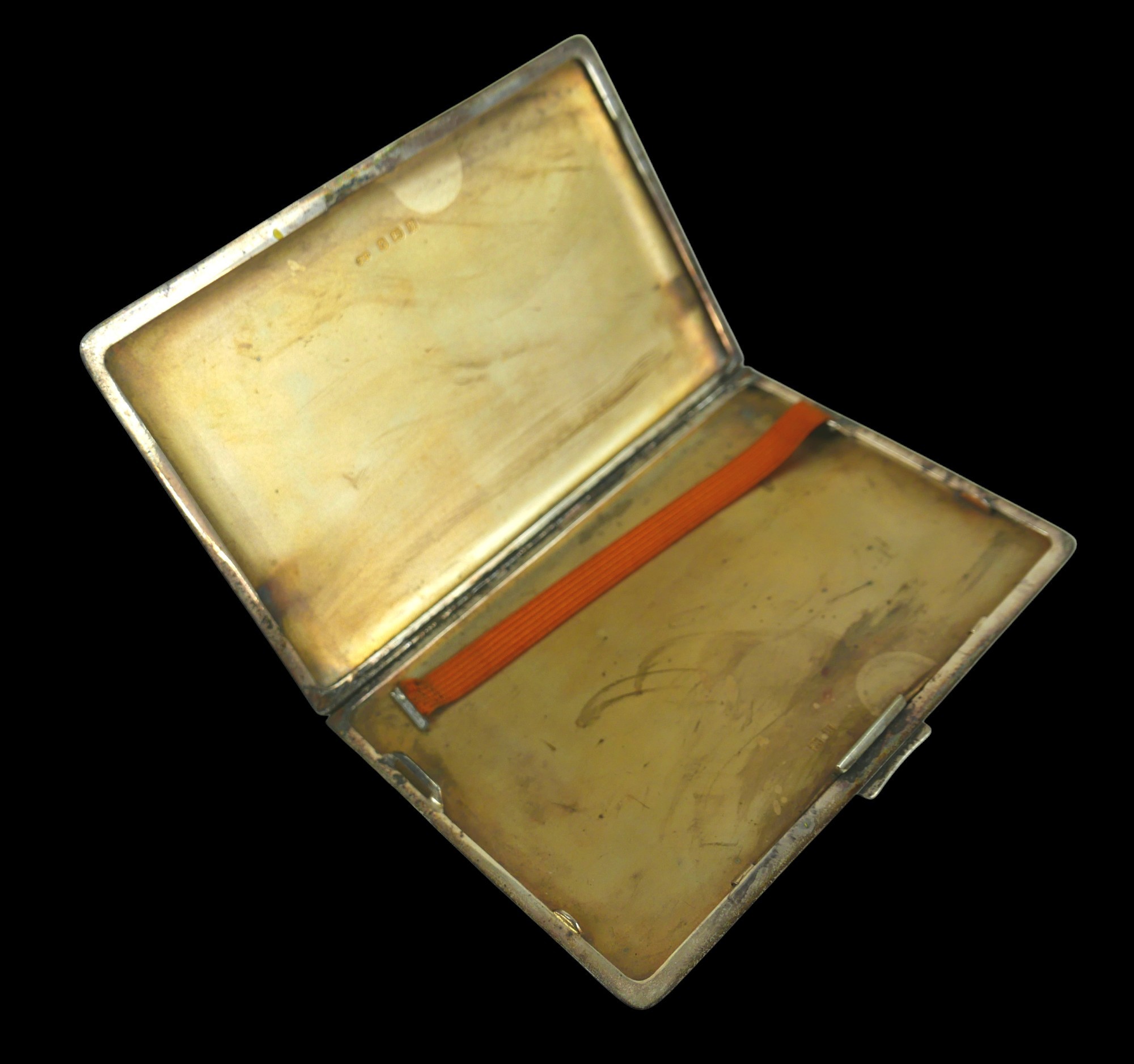 A silver cigarette case, with engine turned decoration, Birmingham, 1932, Deakin & Francis Ltd, 13 - Image 4 of 5