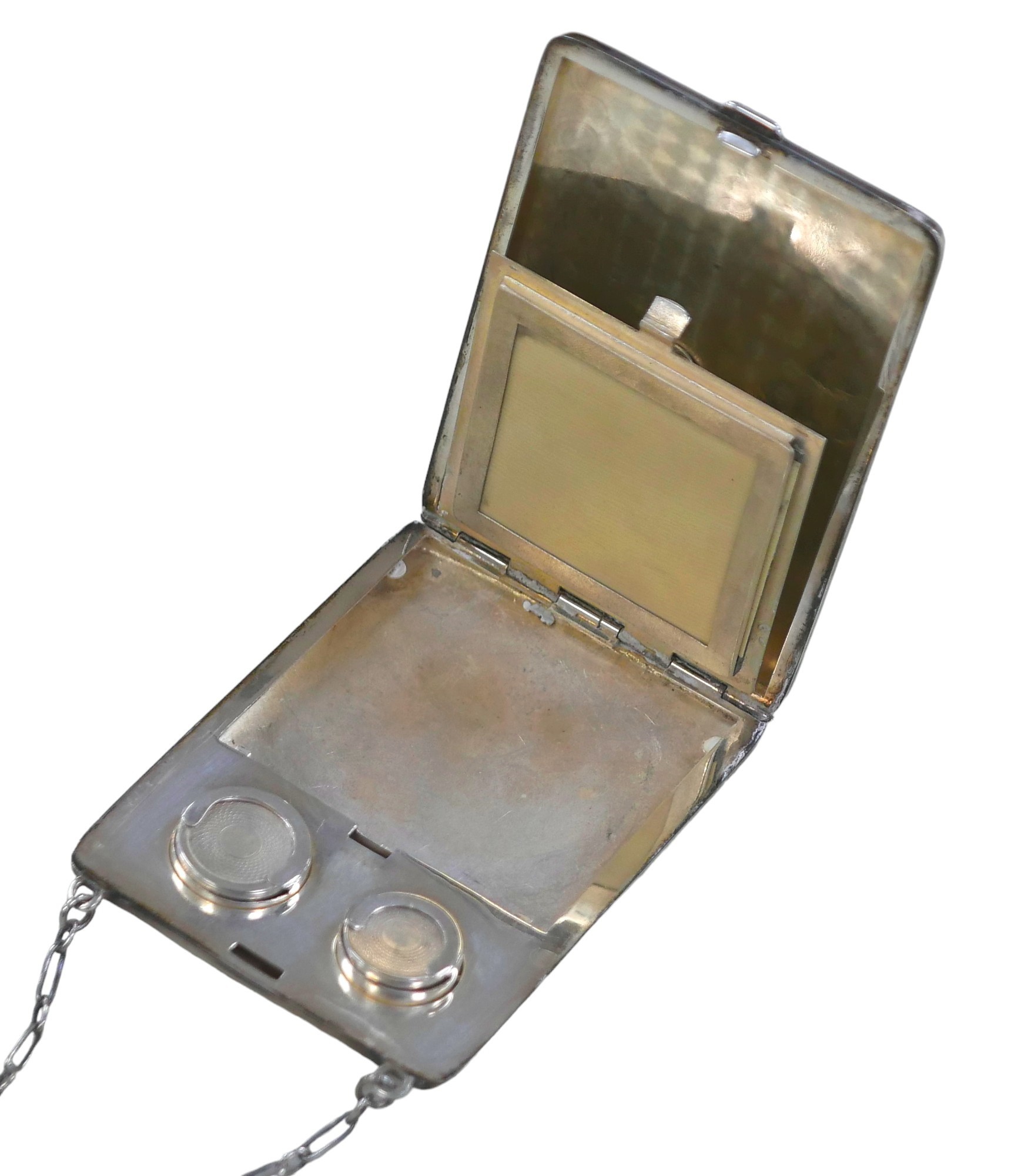 A silver compact and purse on chain, with fold out mirror, two coin holders, money clip, engraved - Bild 4 aus 5