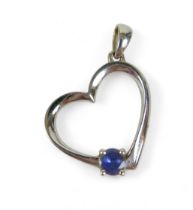 A 9ct white gold tanzanite heart pendant, round cut stone 0.25ct, blue violet colour, 2.1g, 17mm