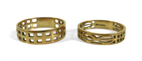 Two 9ct gold rings, with pierced detail in the style of Charles Rennie Mackintosh, size V/W and R/S,