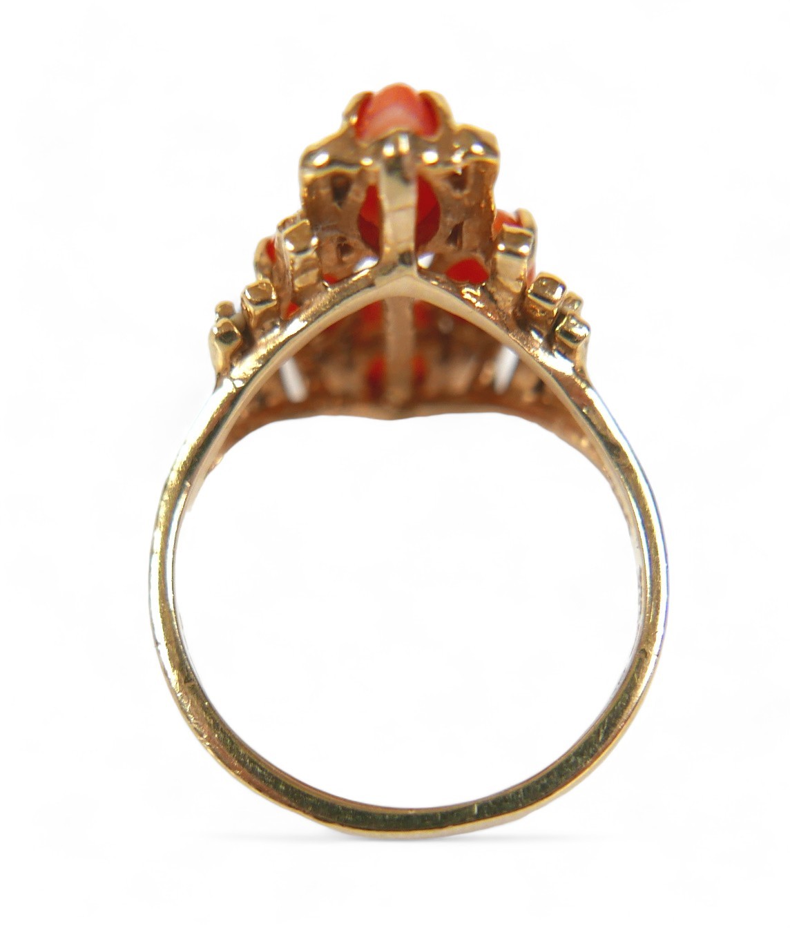 A 14ct yellow gold coral ring, size M, head size 14 by 11 by 22mm, 5.6g - Image 4 of 5