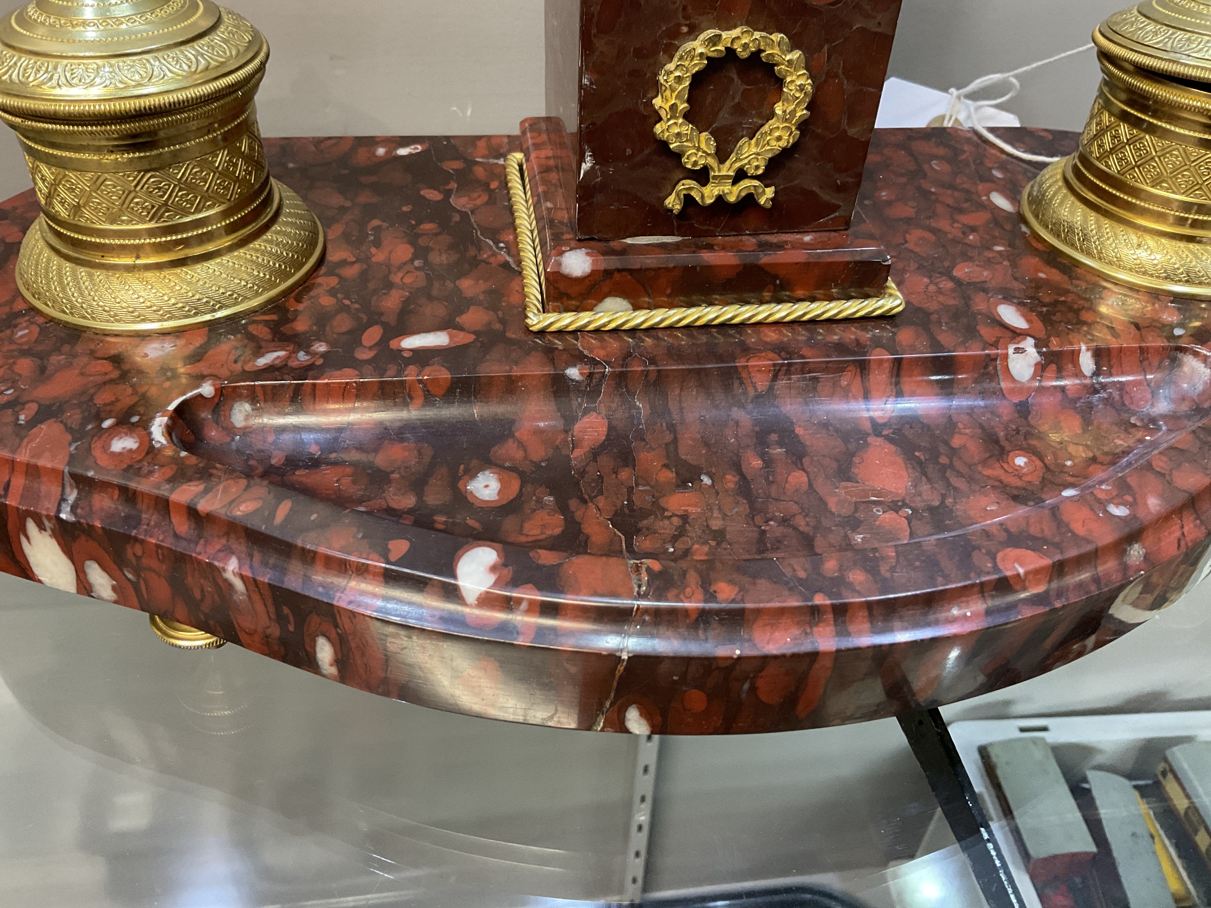 A LOUIS XVI STYLE GILT-METAL MOUNTED ROUGE GRIOTTE MARBLE INKSTAND - Image 2 of 4