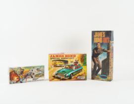 JAMES BOND: AN AIRFIX AUTOGYRO CONSTRUCTION KIT, AN ASTON MARTN DB5 CONSTRUCTION KIT AND AN...