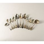 A GROUP OF SILVER AND PLATED TABLE FLATWARE (11)