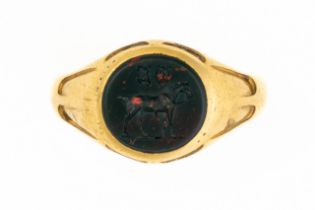 A VICTORIAN HARDSTONE LOCKET SIGNET RING