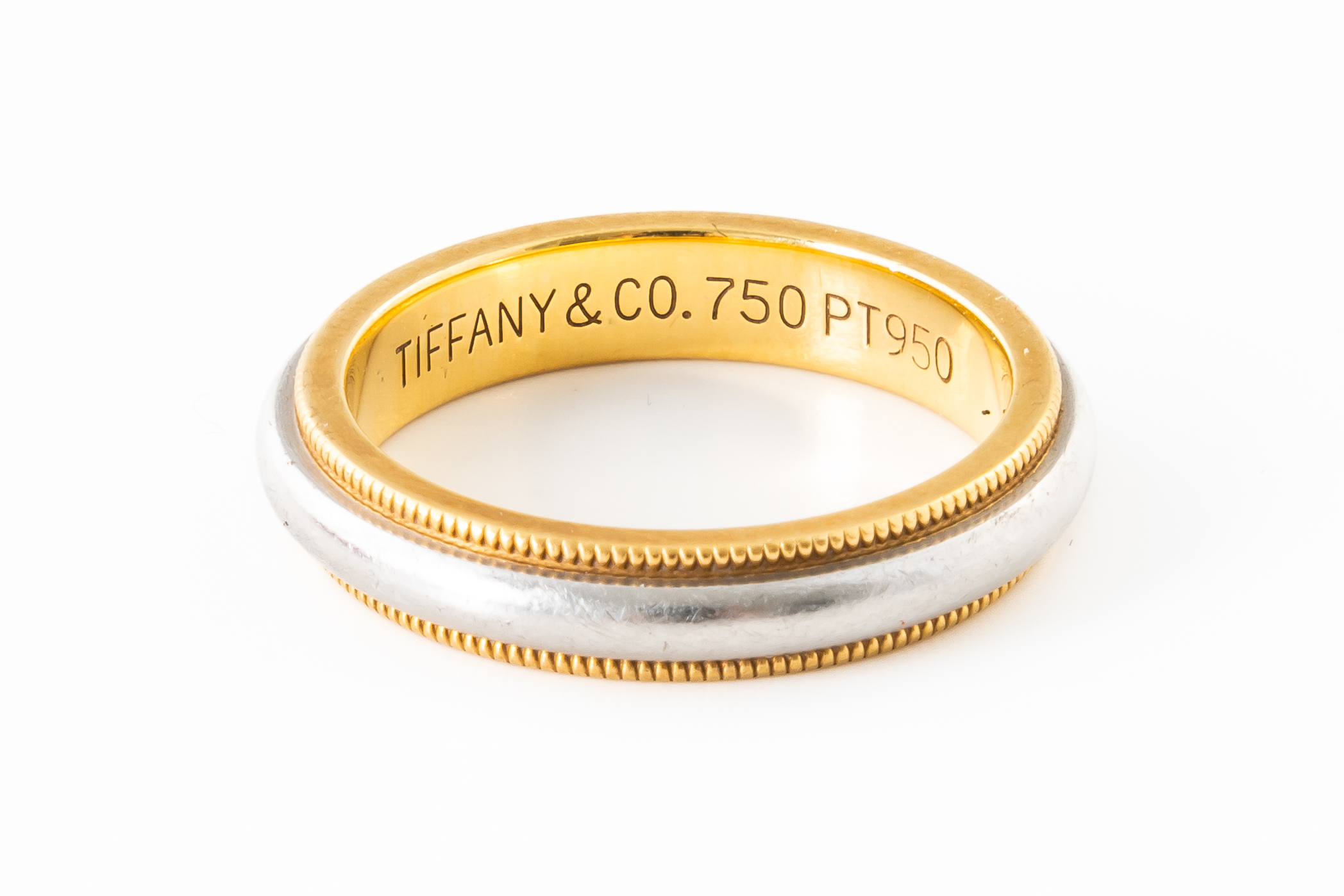 TIFFANY & CO WEDDING BAND - Image 2 of 4