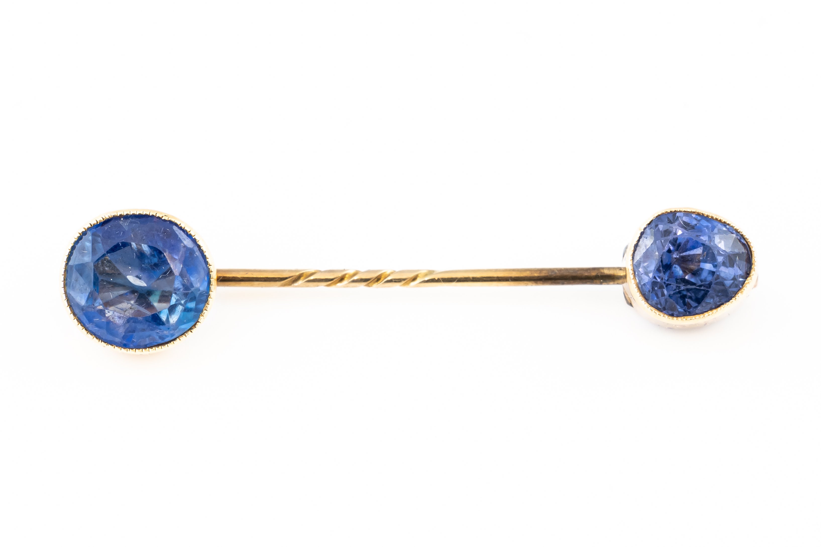 A SAPPHIRE JABOT PIN