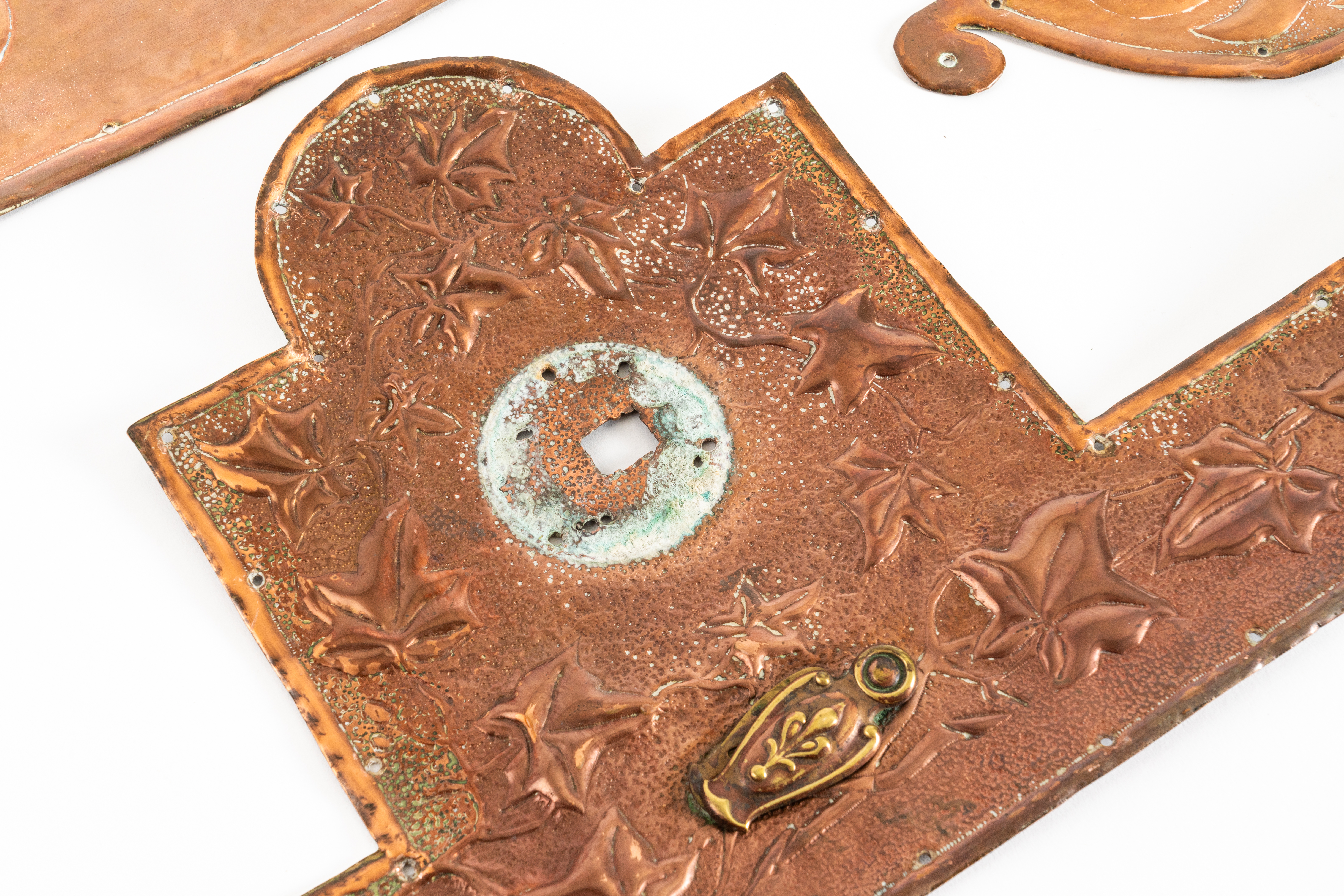 A SET OF FOUR ART NOUVEAU COPPER DOOR PLATES (QTY) - Image 3 of 6