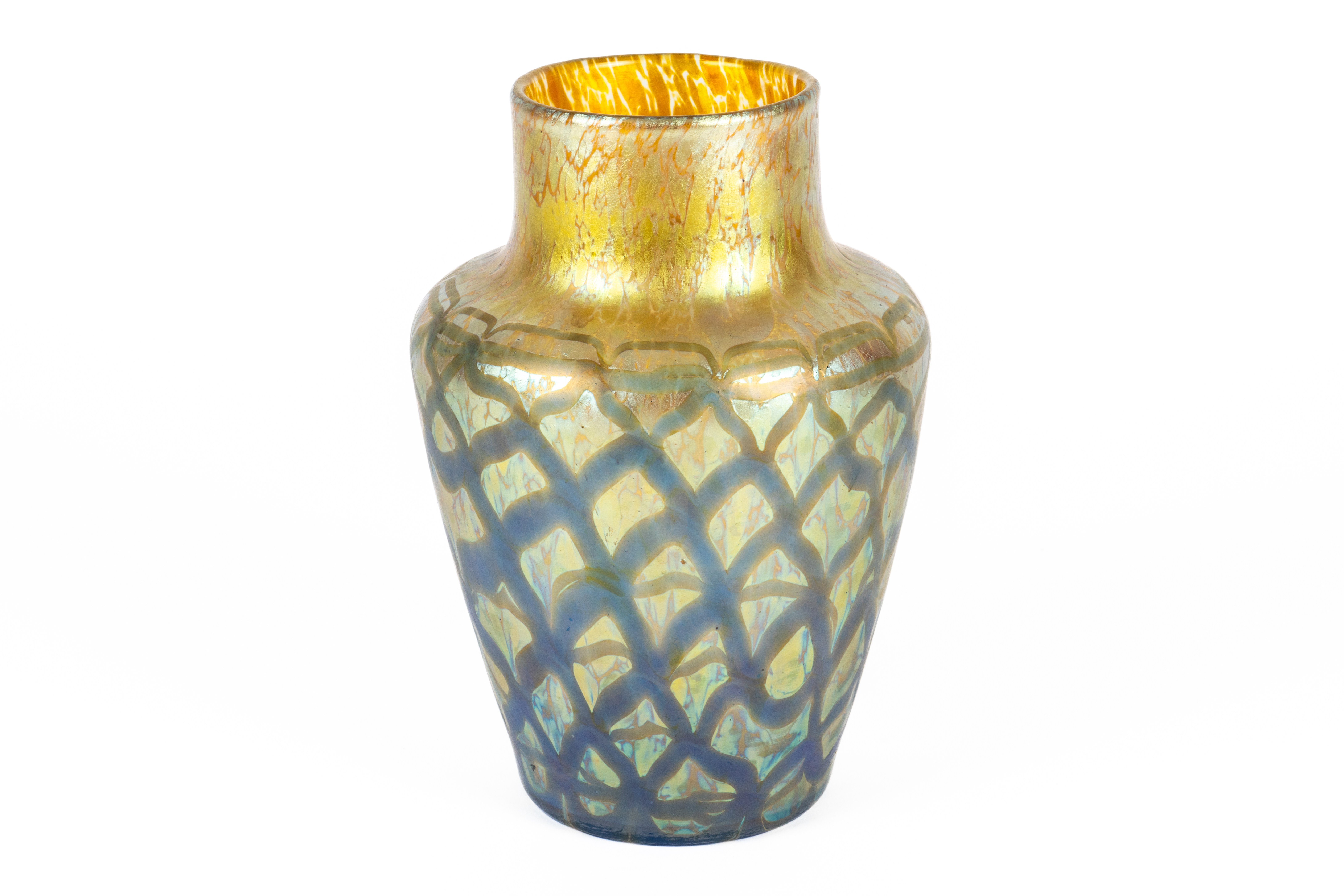 A LOETZ MAXIMIA GLASS VASE