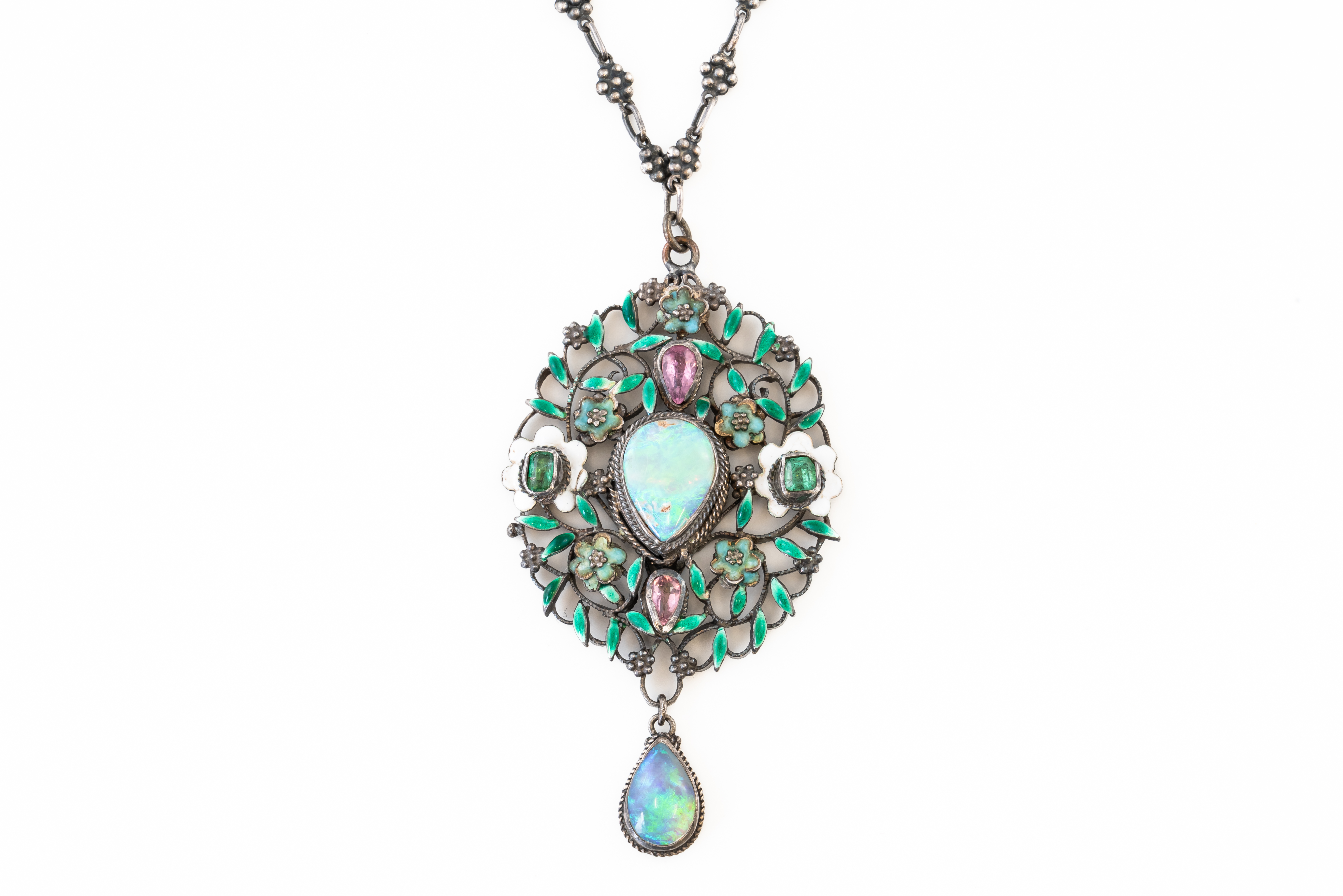 AN ART NOUVEAU ENAMEL AND GEMSET PENDANT