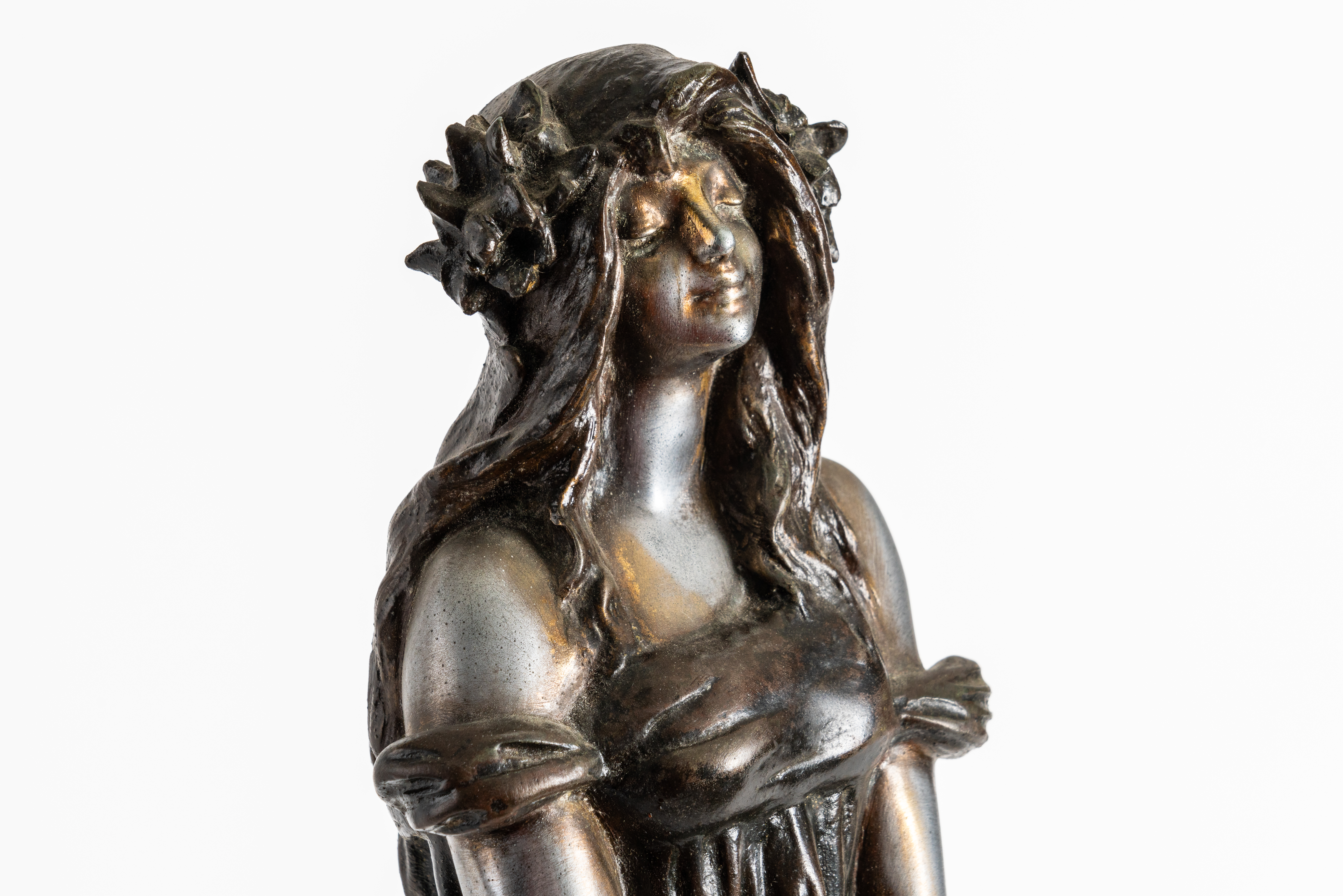 JULIEN CAUSSE (FRENCH 1869-1914): AN ART NOUVEAU SILVERED AND PATINATED BRONZED SPELTER FIGURE... - Image 3 of 7