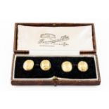 A PAIR OF 18CT GOLD SCARAB CUFFLINKS (2)