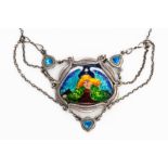 OMAR RAMSDEN & ALWYN CARR: ARTS AND CRAFTS SILVER AND ENAMEL NECKLACE