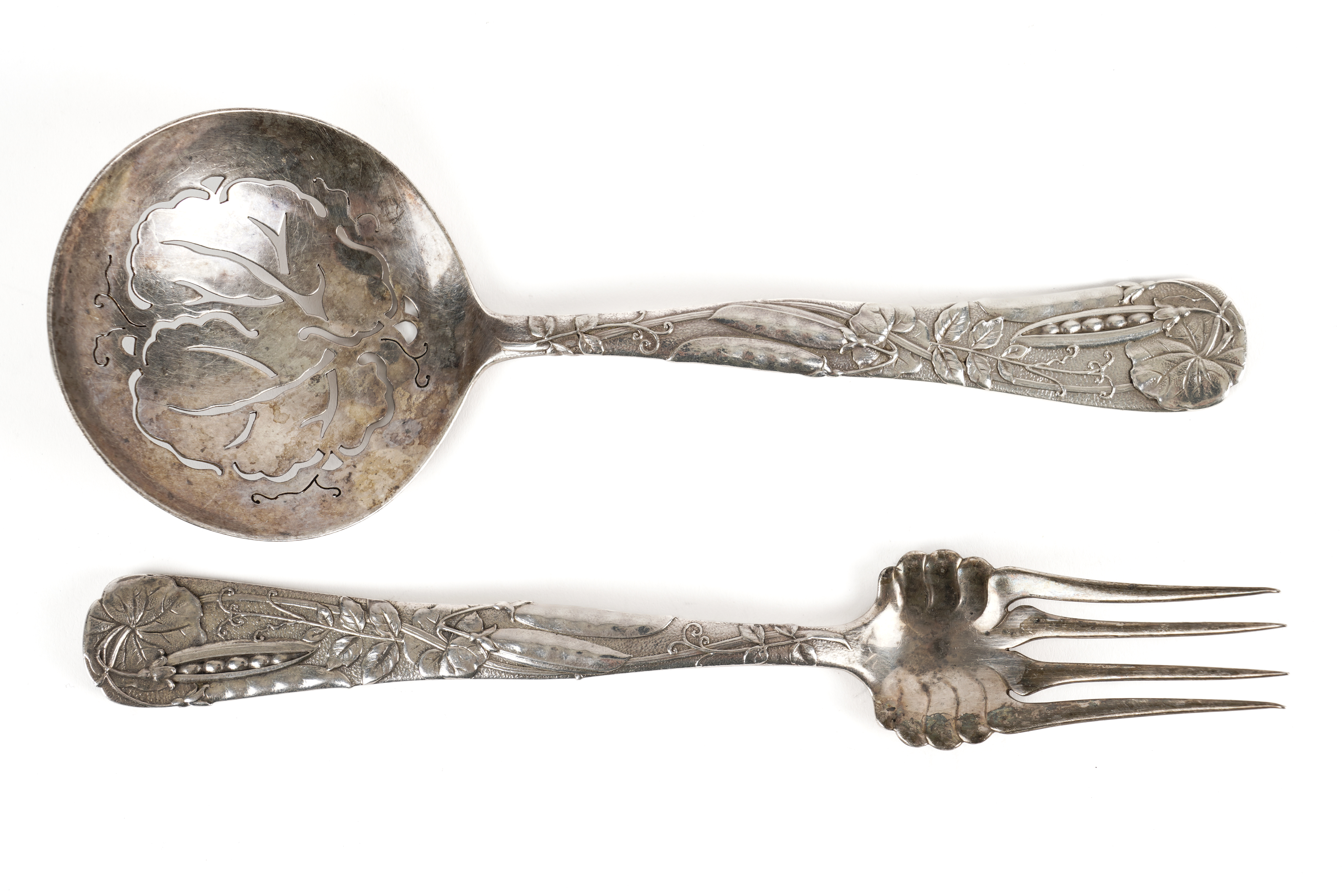 A PAIR OF TIFFANY AND CO STERLING SERVERS (2)