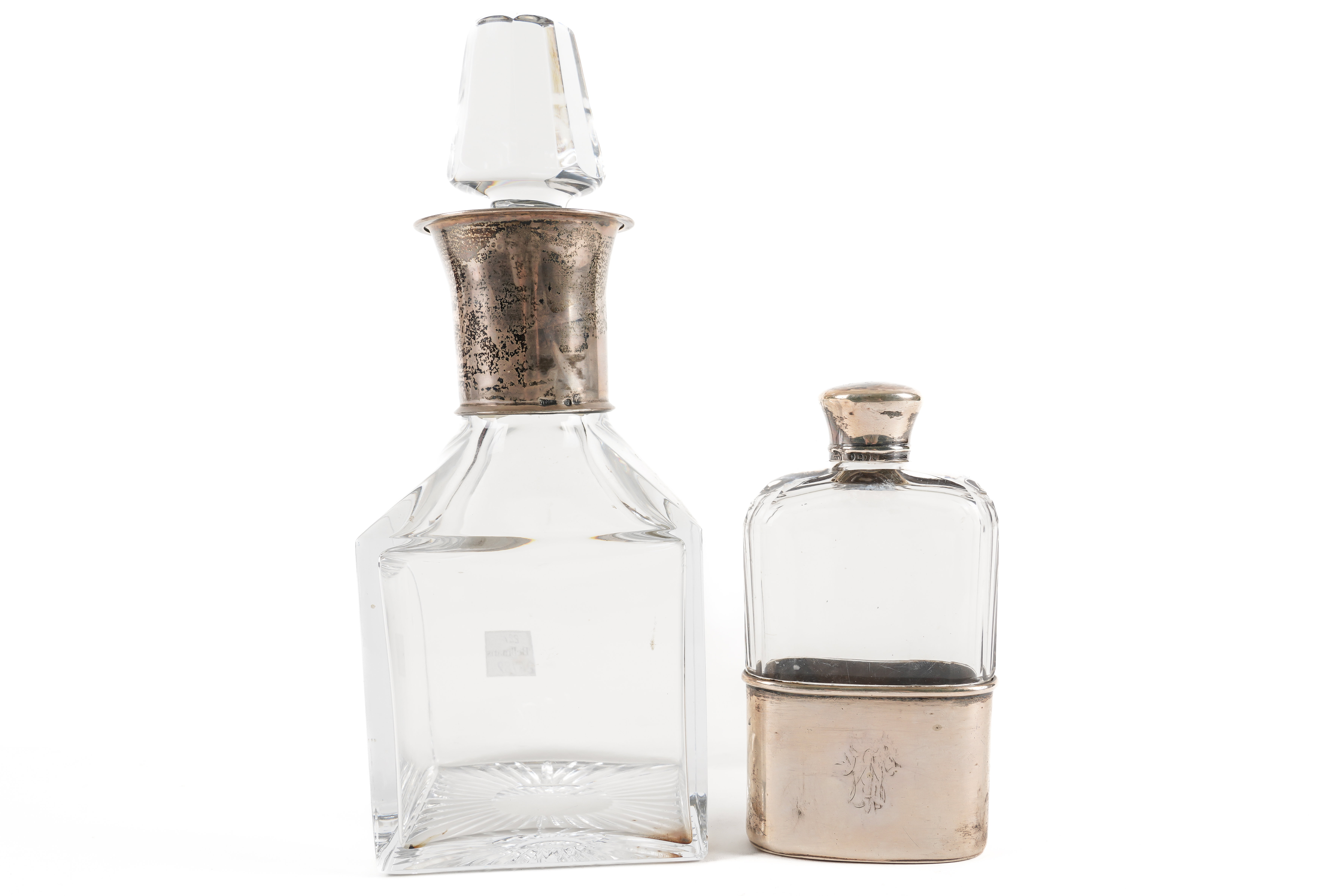 A SILVER MOUNTED GLASS SPIRIT FLASK AND A EUROPEAN SPIRIT DECANTER (2) - Image 3 of 5