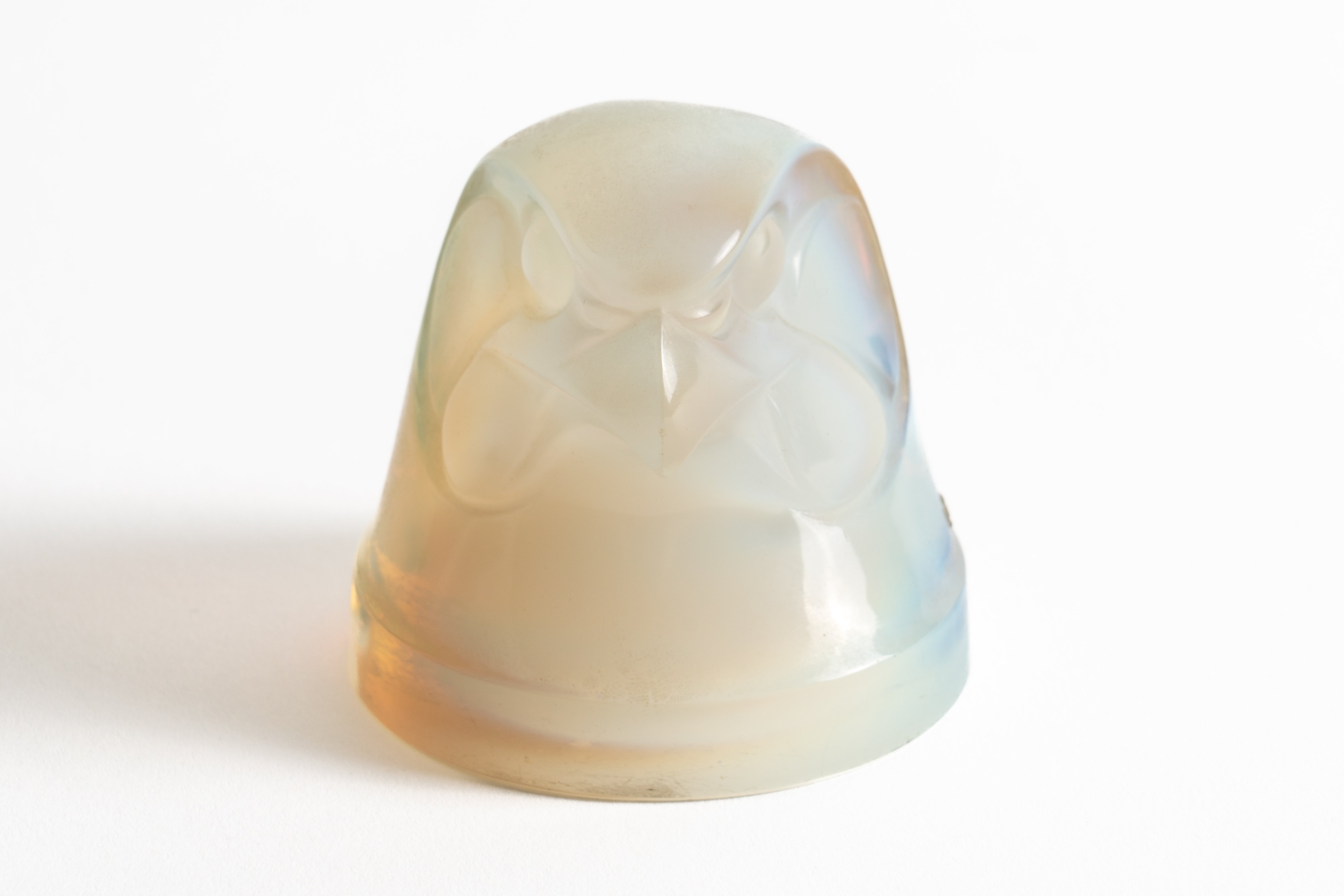 `TETE D'EPERVIER'. A LALIQUE OPALESCENT GLASS CAR MASCOT - Image 4 of 4