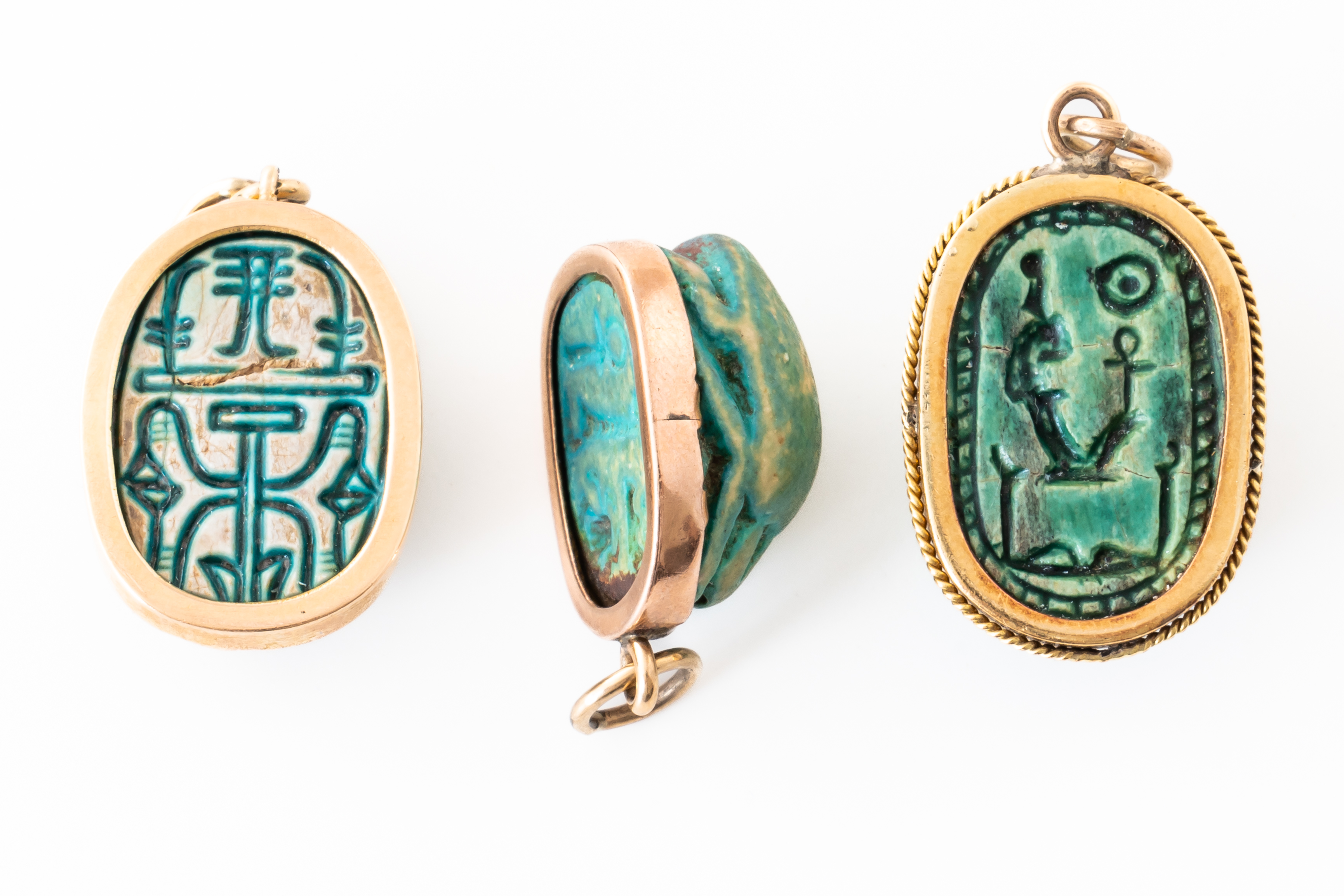 THREE GOLD MOUNTED SCARAB BEETLE PENDANTS (3) - Image 2 of 2