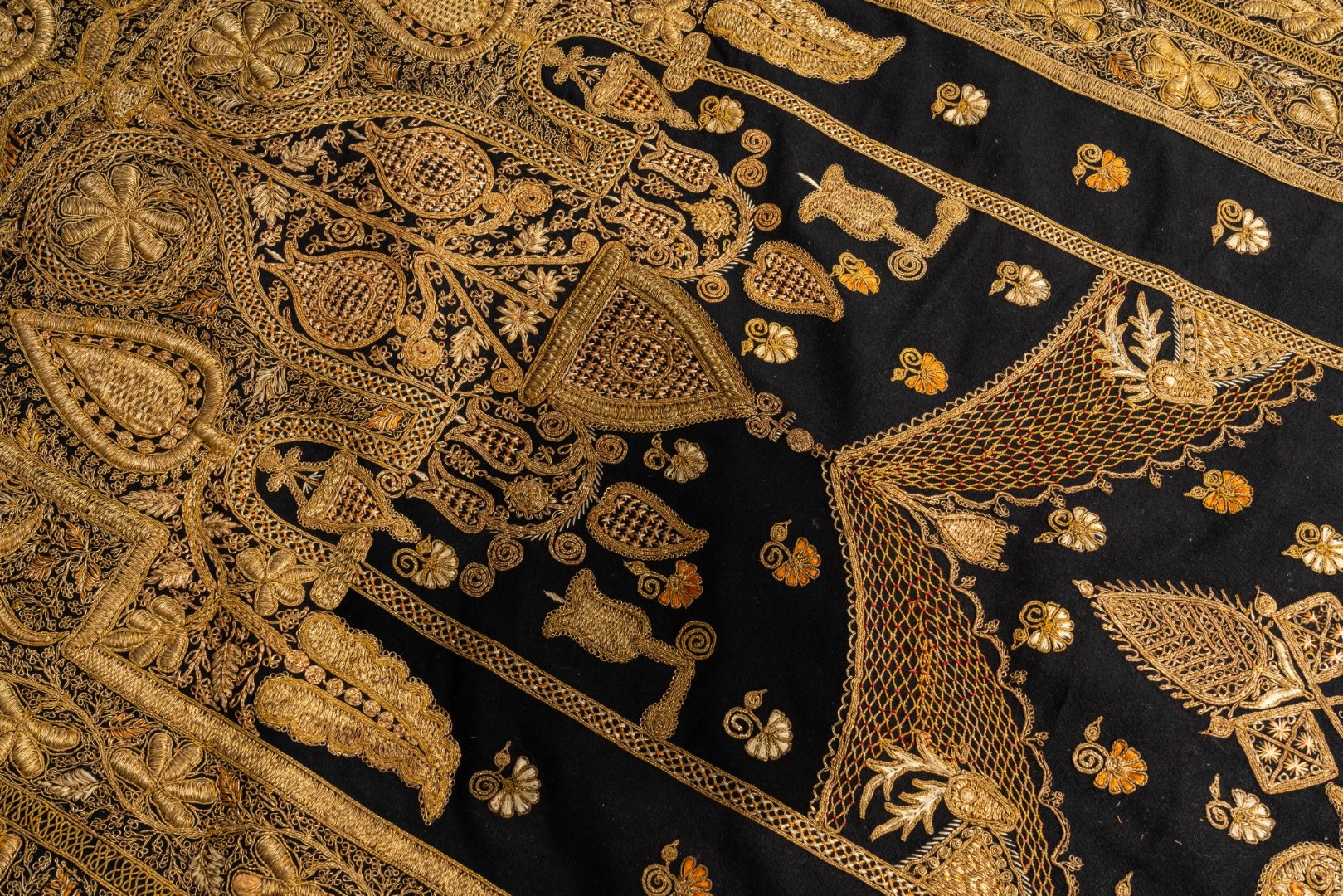 A SOUTH EAST ASIAN GOLD THREAD EMBROIDERED WALL HANGING (2) - Image 6 of 9