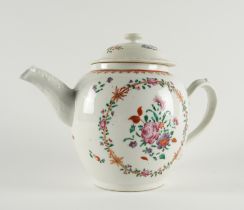 A CHINESE FAMILLE ROSE TEAPOT AND COVER (2)