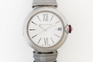 A LADY'S BVLGARI LVCEA DIVA STAINLESS STEEL BRACELET WRISTWATCH