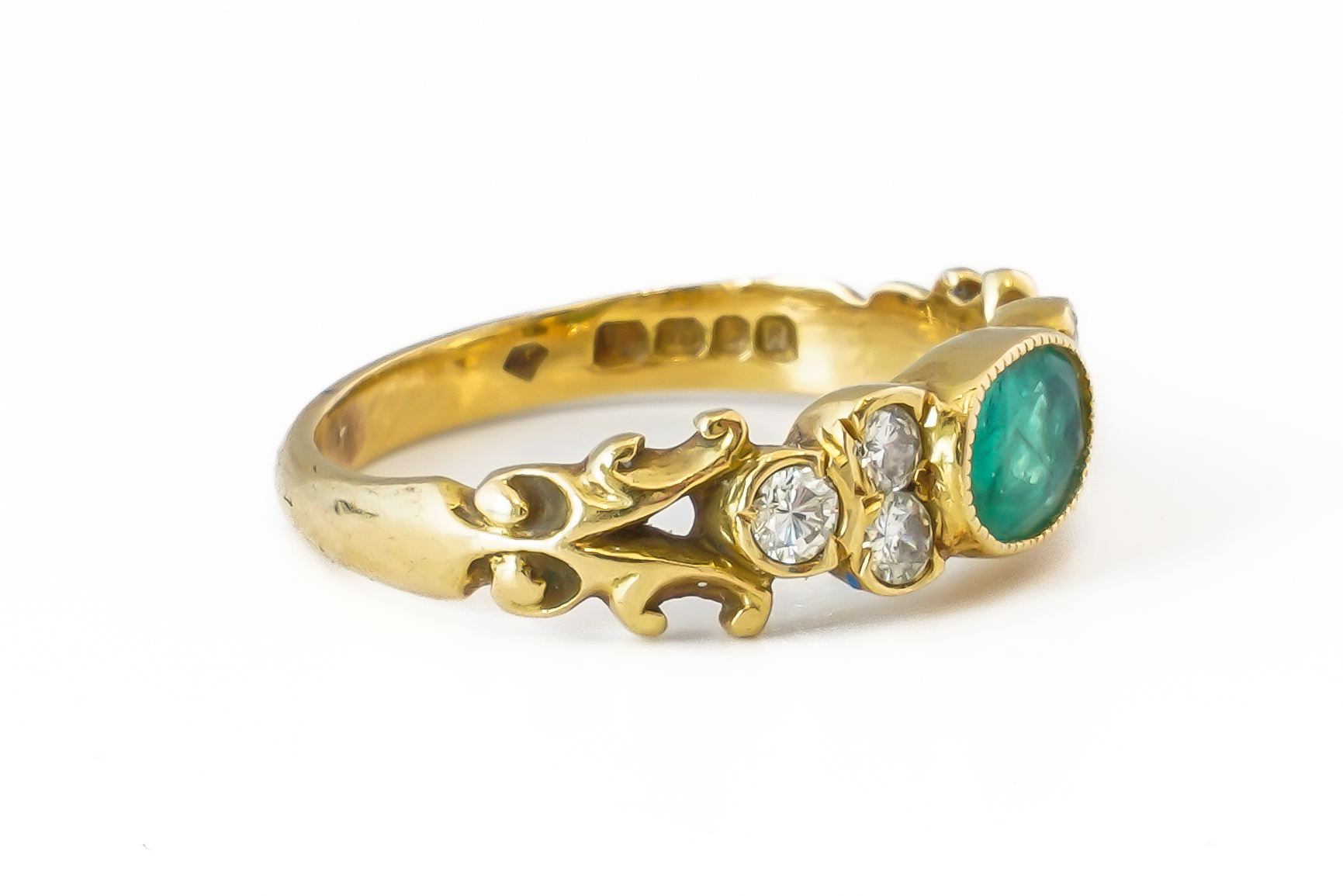 EMERALD AND DIAMOND RING (2) - Image 2 of 4