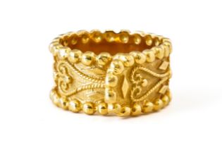 A ZOLOTAS GOLD WIDE BAND RING (2)