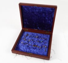 A COLLECTION OF THIRTY-FOUR VICTORIAN AND LATER STICK PINS (35)