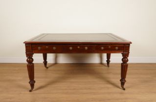 A REGENCY MAHOGANY LEATHER TOP CENTRE TABLE