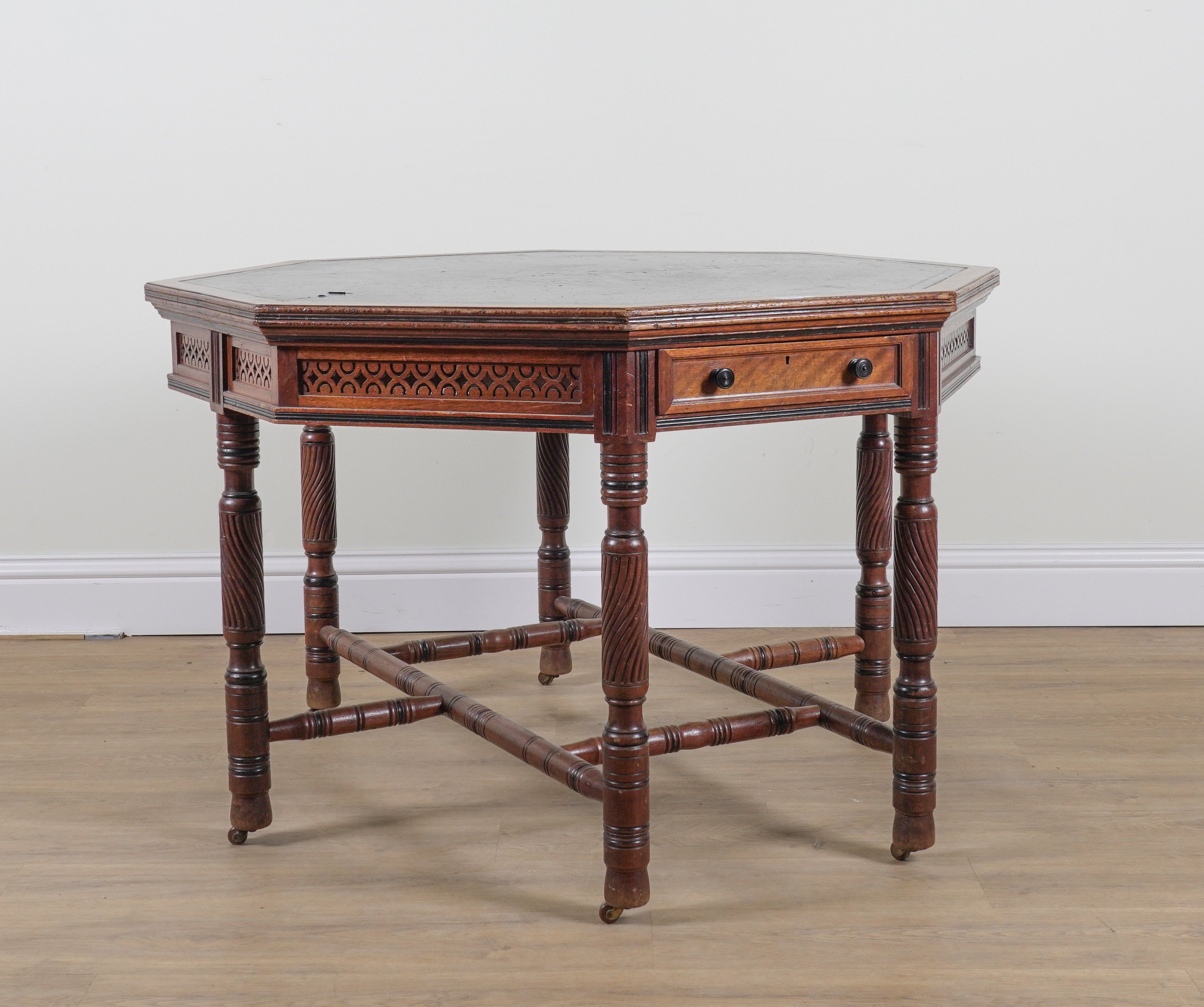 A LATE 19TH CENTURY MAHOGANY OCTAGONAL TWO DRAWER CENTRE TABLE - Image 2 of 9