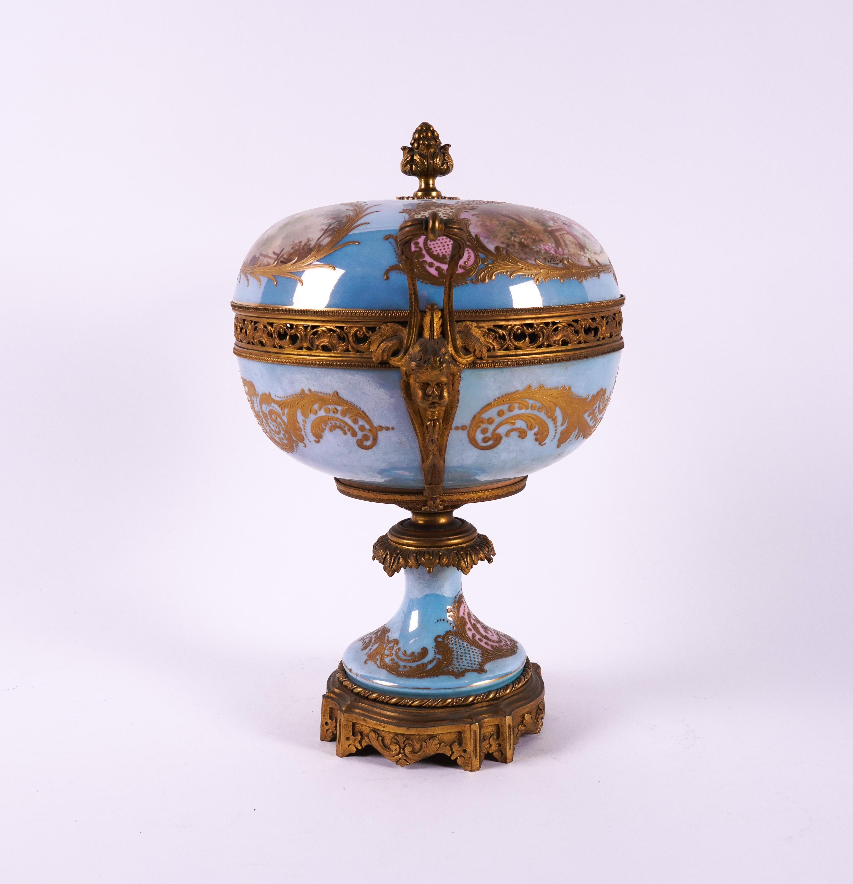 A SEVRES STYLE GILT-METAL MOUNTED TWO- HANDLED FOOTED BOWL AND COVER (2) - Image 2 of 8