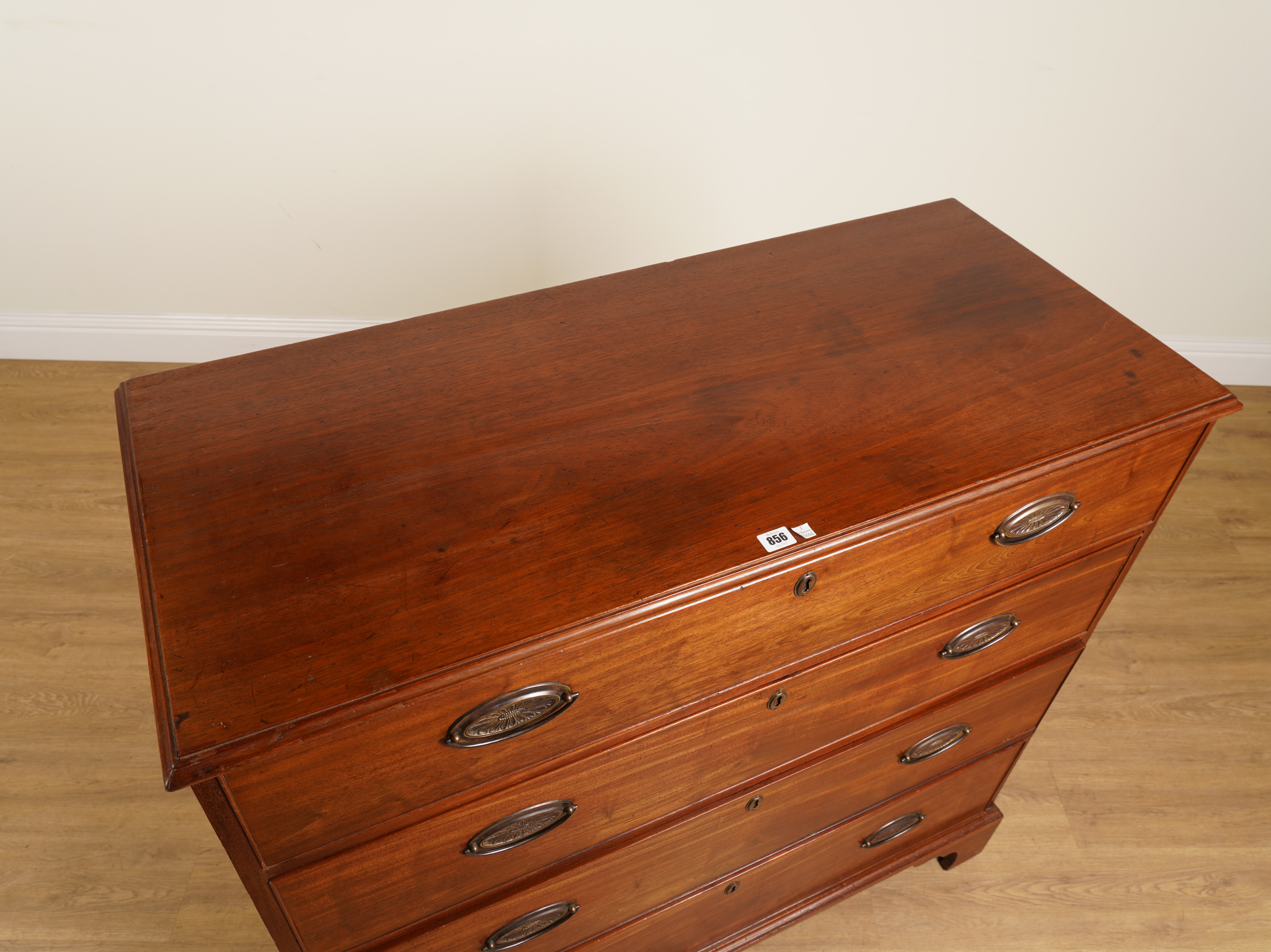 A 19TH CENTURY MAHOGANY FOUR DRAWER CHEST - Image 2 of 6