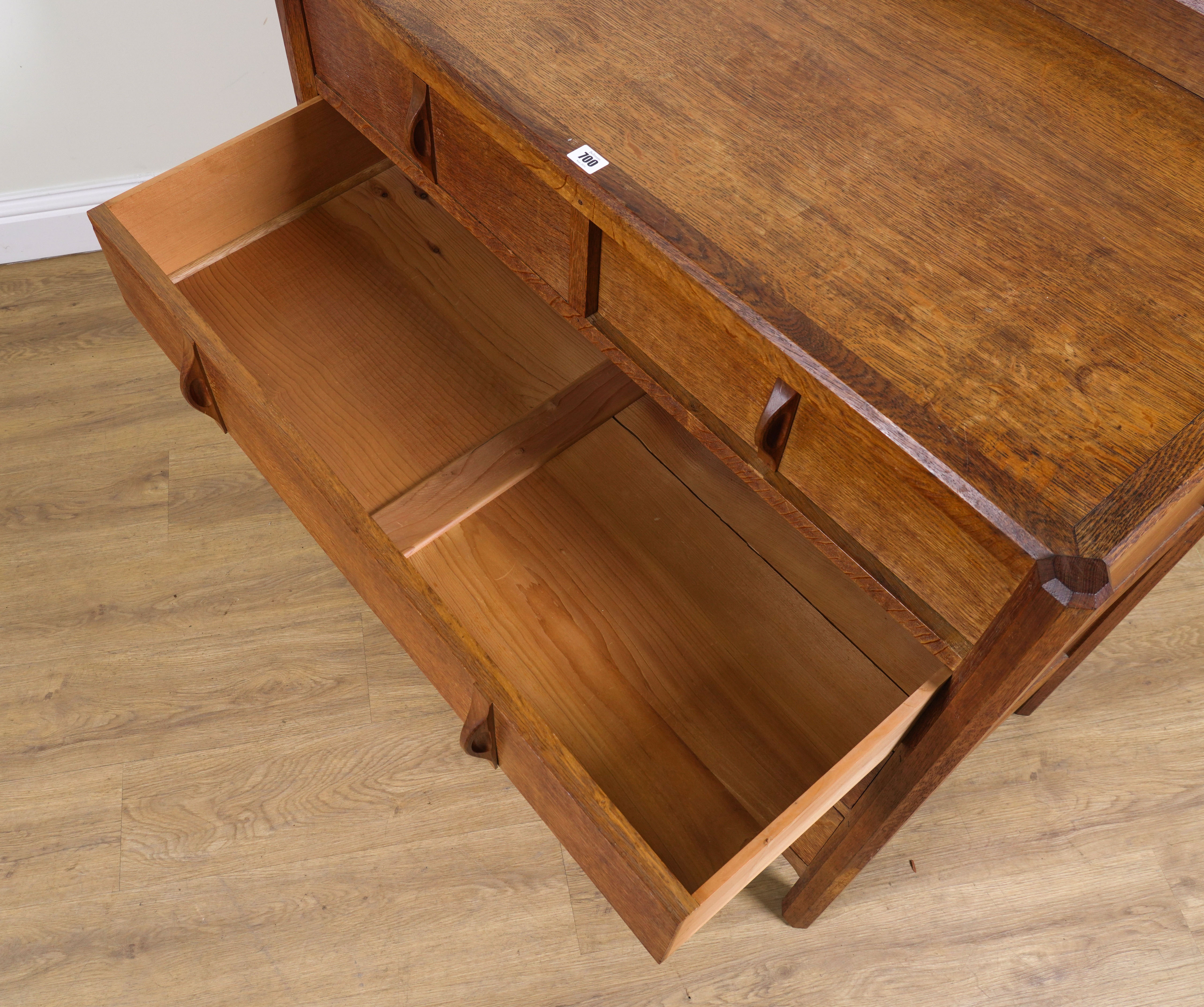 GORDON RUSSELL; A STOW OAK CHEST OF FIVE DRAWERS - Image 10 of 12