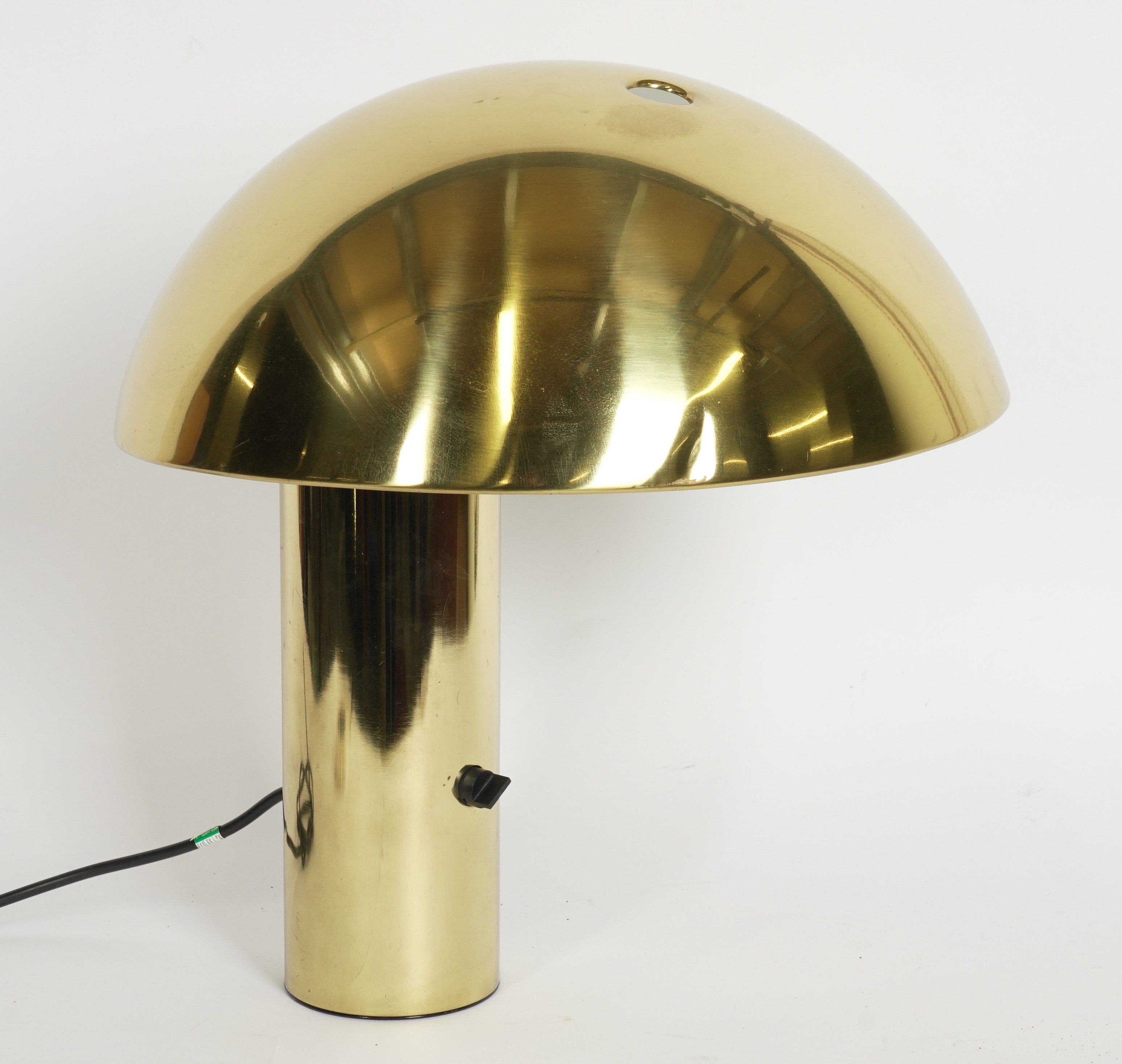 FRANCO MIRENZI FOR VALENTI: A GILT-METAL VAGA TABLE LAMP