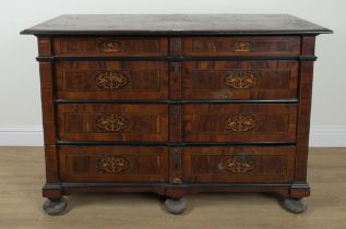 A 19TH CENTURY ITALIAN MARQUETRY INLAID WALNUT FOUR DRAWER COMMODE