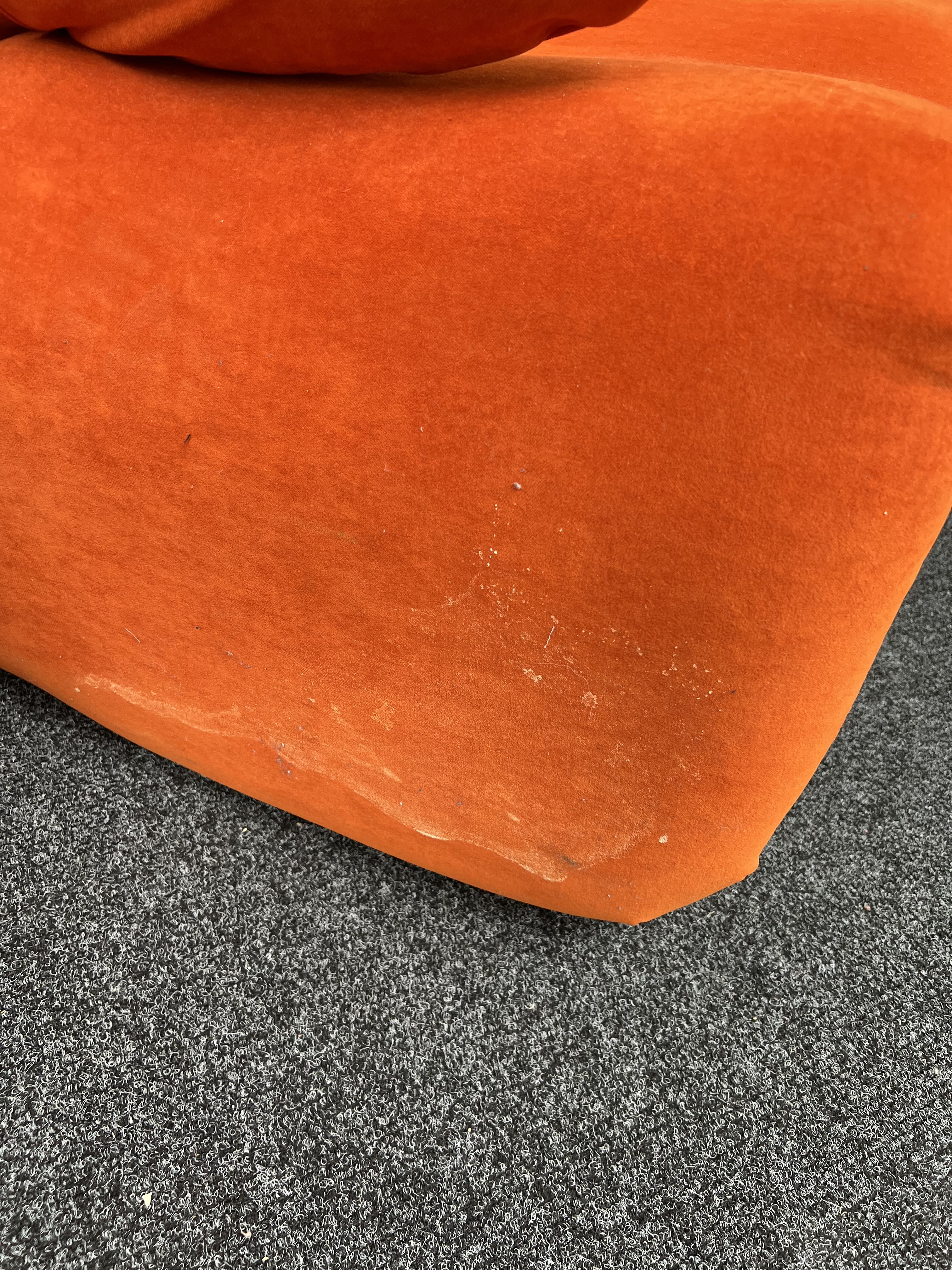 PROBABLY OLIVIER MOURGUE; AN ORANGE UPHOLSTERED SOFA AND CHAIRS (5) - Image 4 of 11