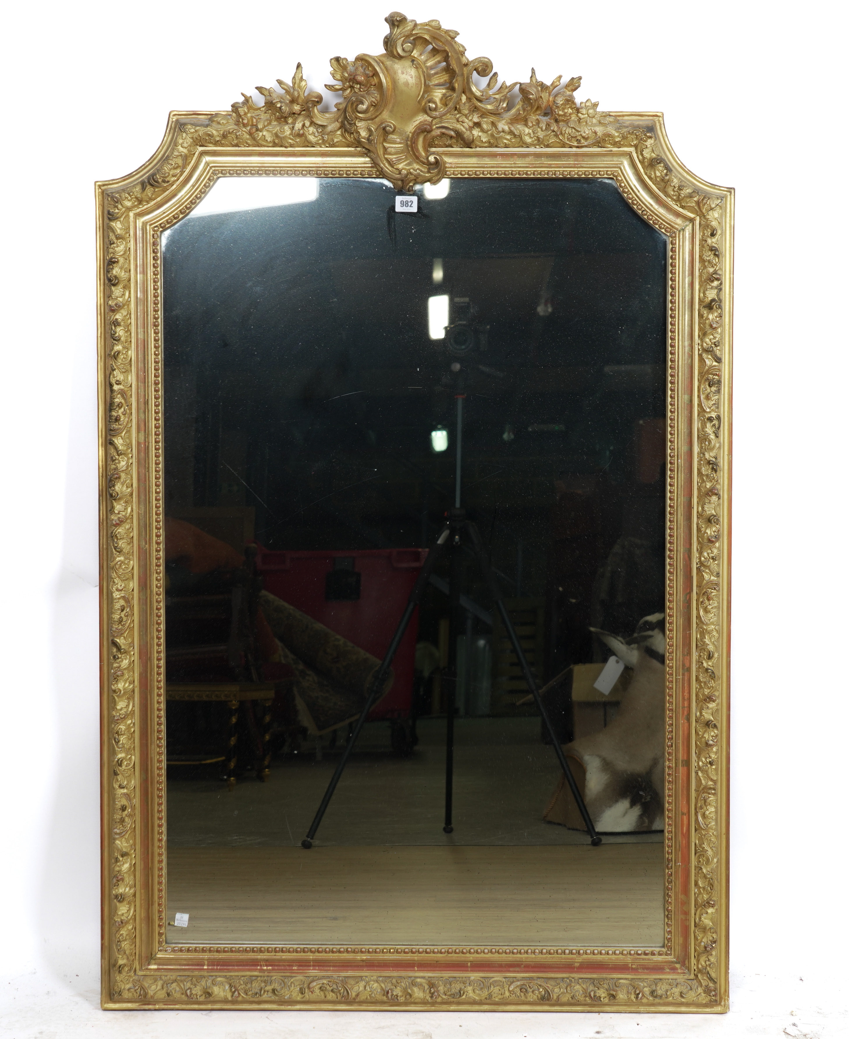 A 19TH CENTURY FRENCH GILT FRAMED OVERMANTEL MIRROR - Image 3 of 3