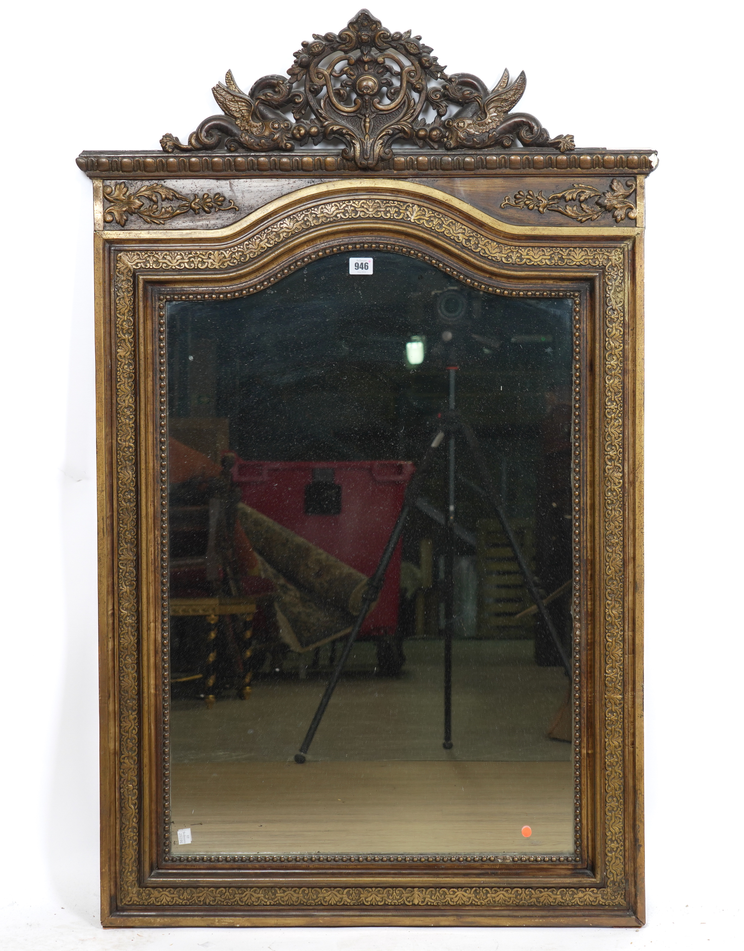 A LATE 19TH CENTURY FRENCH GILT FRAMED RECTANGULAR WALL MIRROR - Image 2 of 3