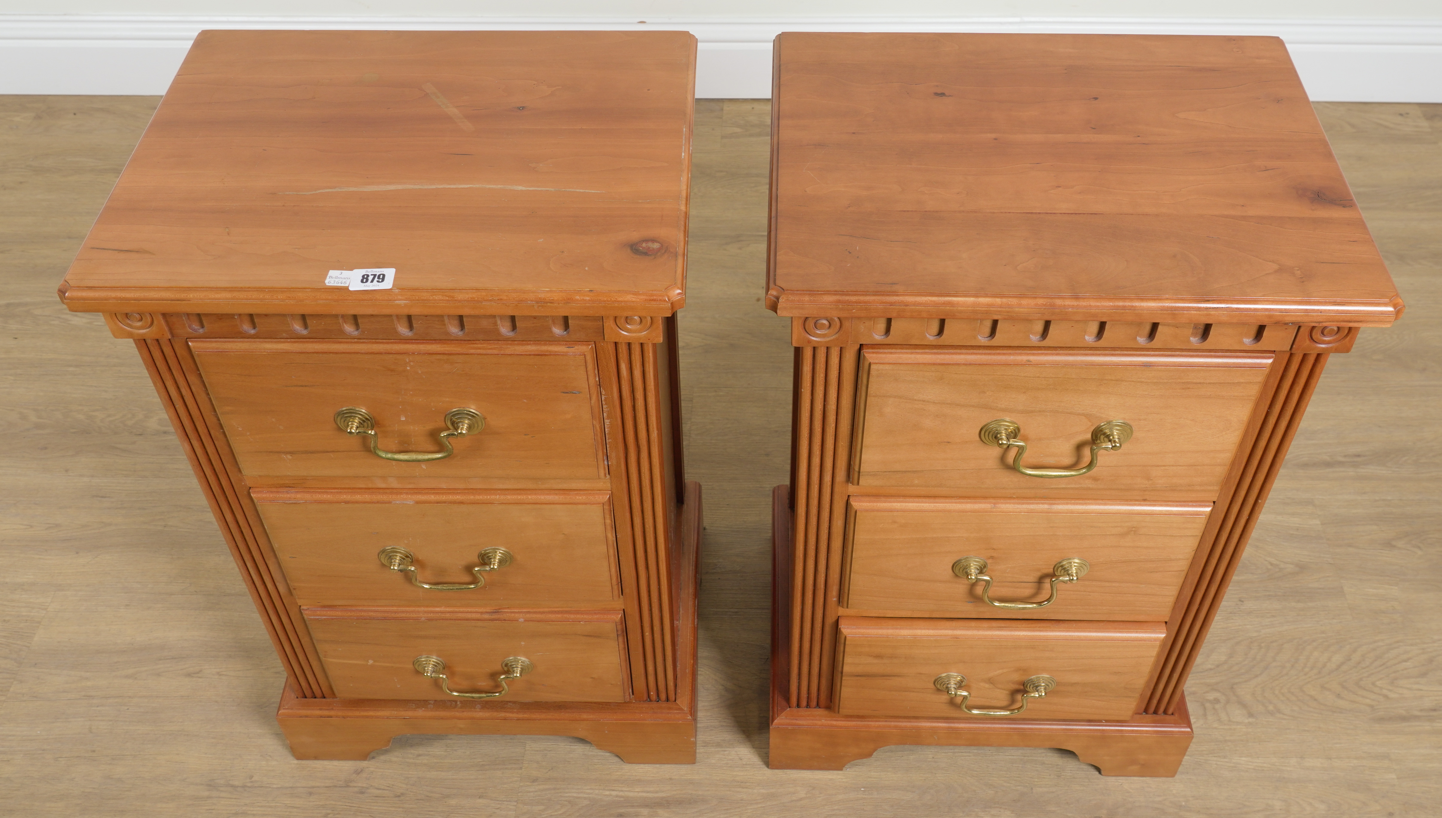 A PAIR OF 20TH CENTURY FRUITWOOD THREE DRAWER BEDSIDE CHESTS (2) - Image 2 of 3