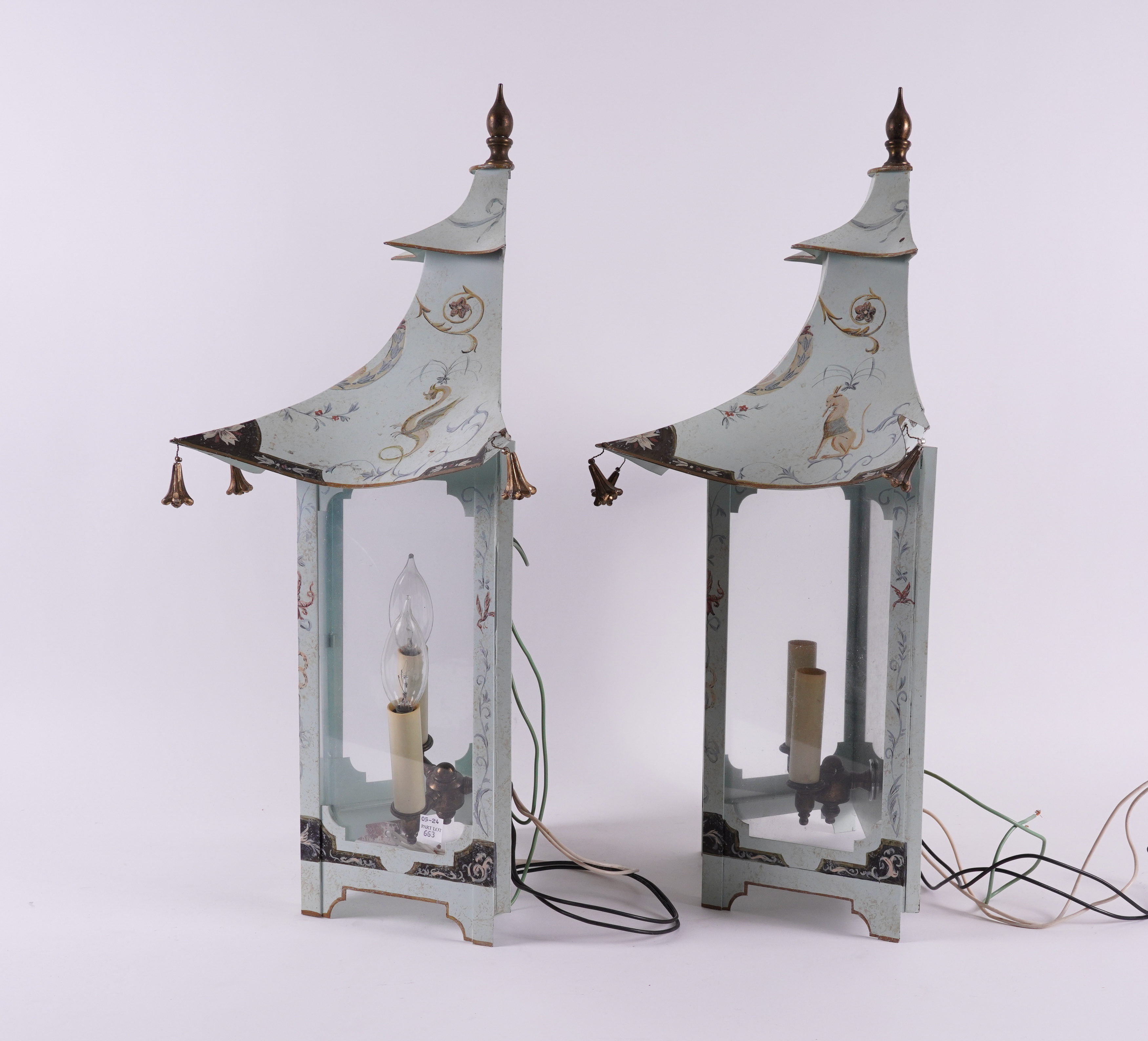 A PAIR OF LIGHT BLUE DECORATED TOLEWARE ‘PAGODA’ SHAPED WALL LIGHTS (2) - Image 2 of 3