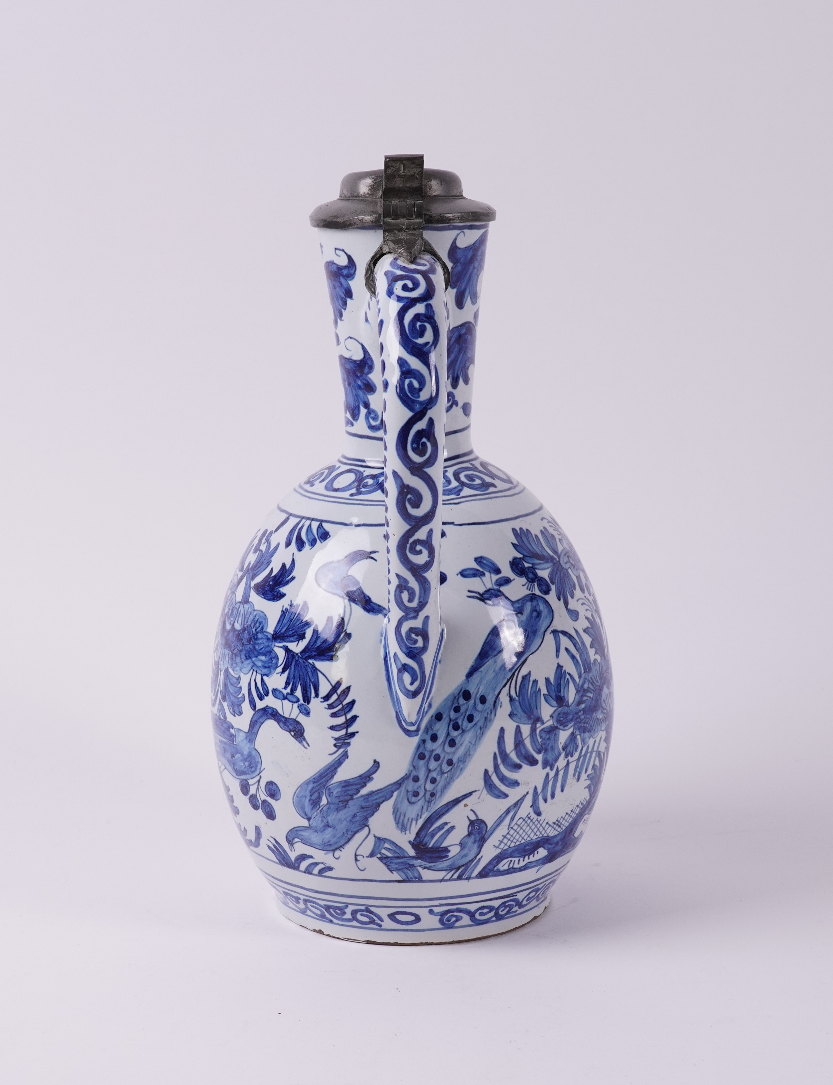 A DUTCH DELFT PEWTER MOUNTED BLUE AND WHITE JUG - Image 4 of 6