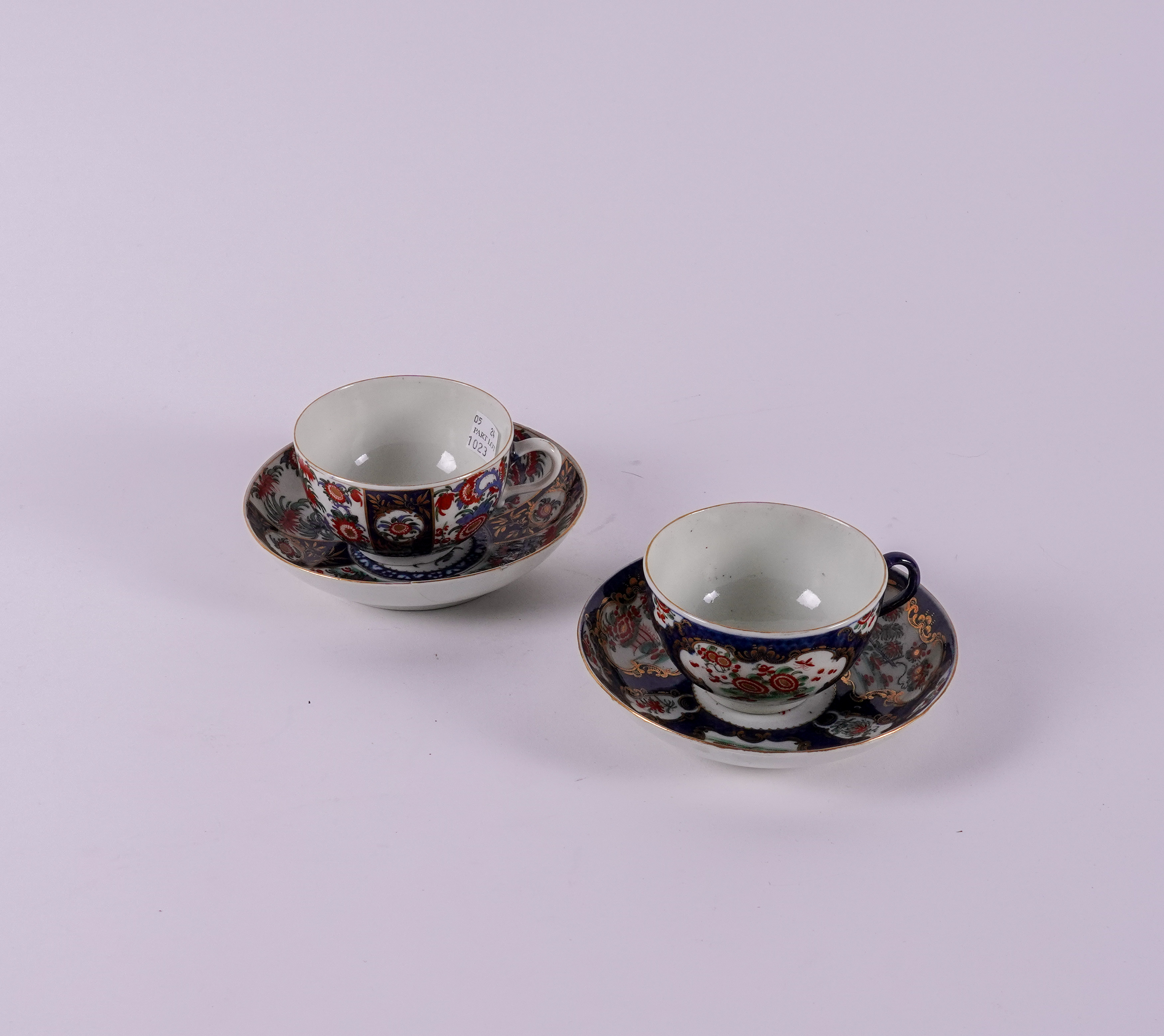 A WORCESTER BLUE-GROUND TEACUP AND SAUCER (4) - Image 2 of 6