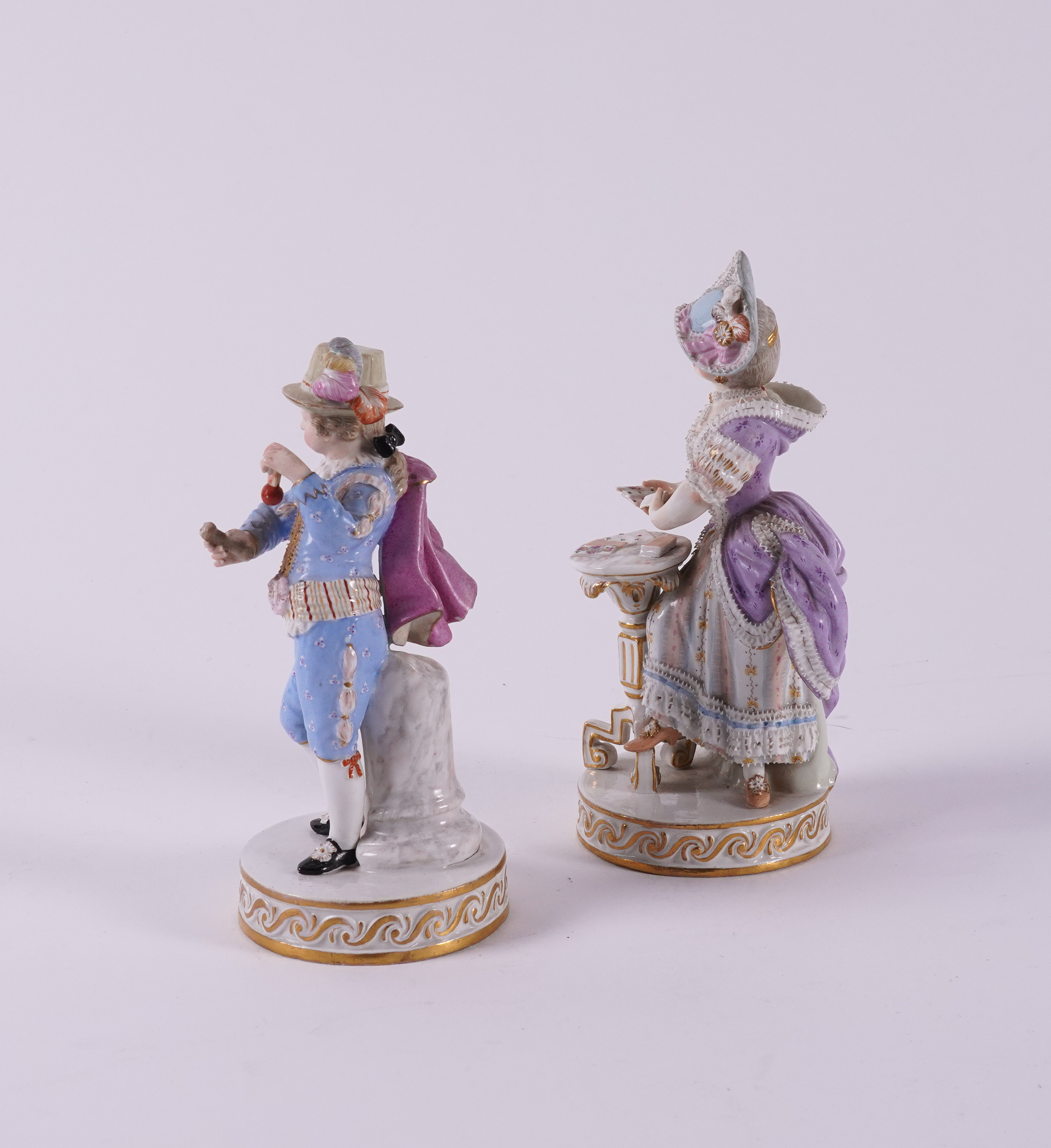 TWO MEISSEN FIGURES OF A CARD PLAYER AND A MUSICIAN (2) - Image 2 of 5