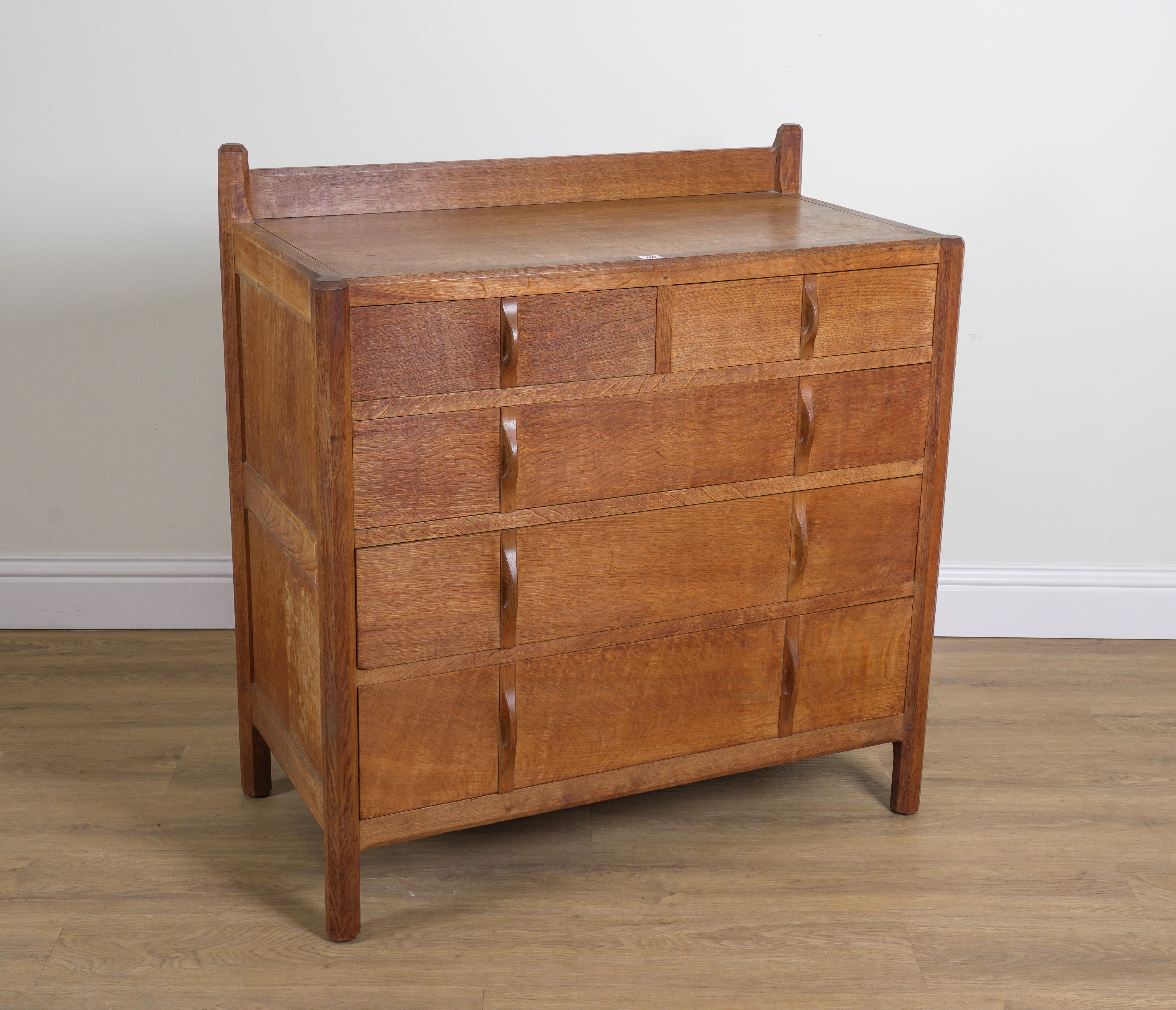 GORDON RUSSELL; A STOW OAK CHEST OF FIVE DRAWERS