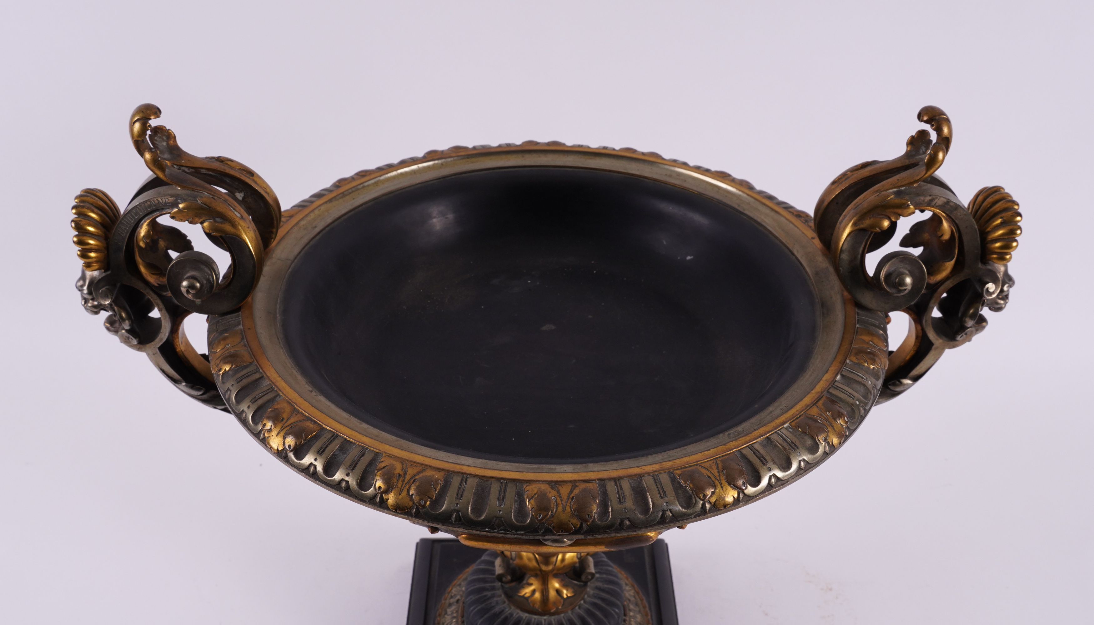 FERDINAND BARBEDIENNE, PARIS: A FRENCH GILT AND SILVERED BRONZE TWIN HANDLED TAZZA - Image 8 of 8