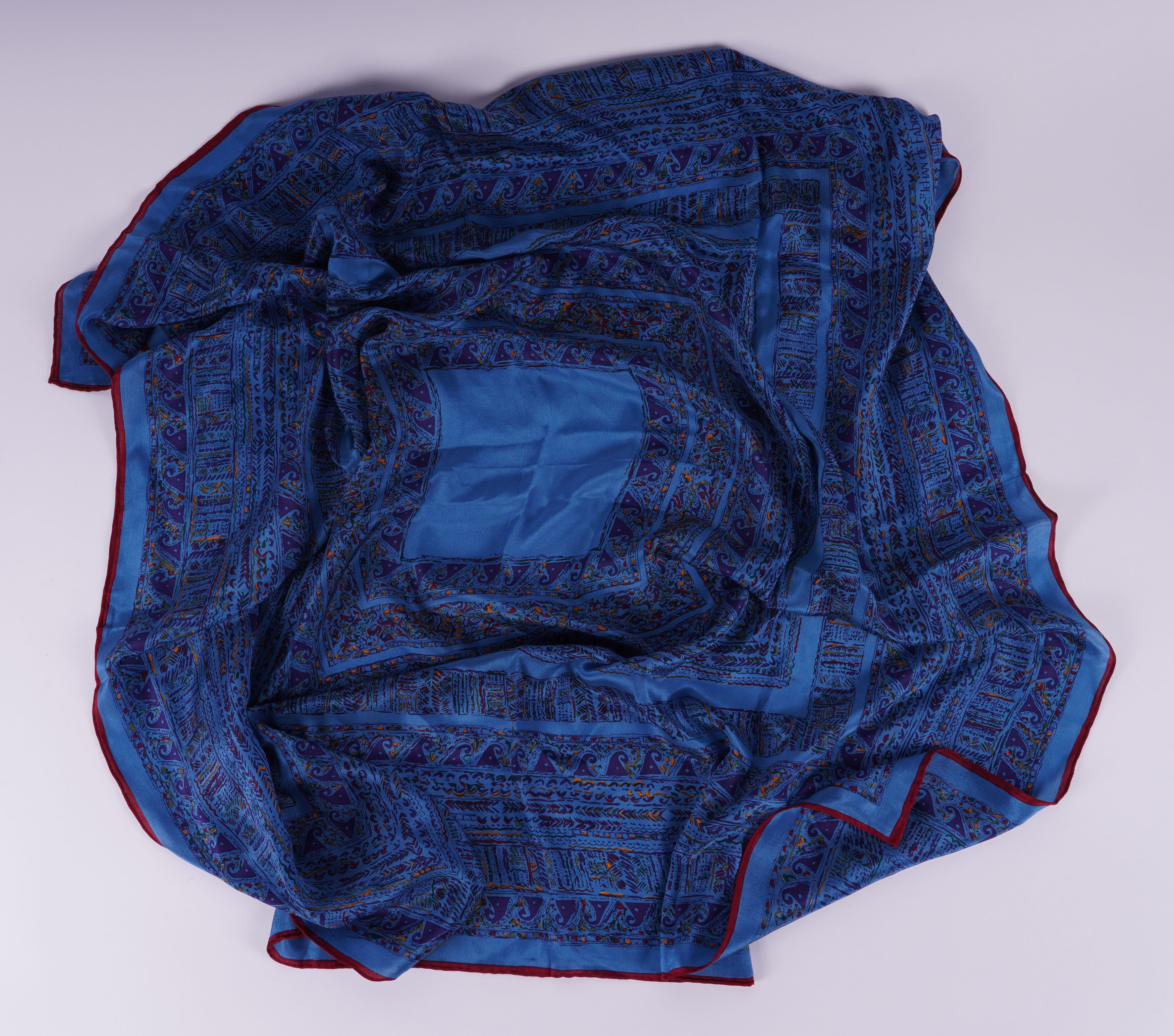 HERMES: 'GRAND UNIFORM' SILK SCARF BY JOACHIM METZ; TOGETHER WITH THREE OTHER SCARVES (4) - Image 3 of 7