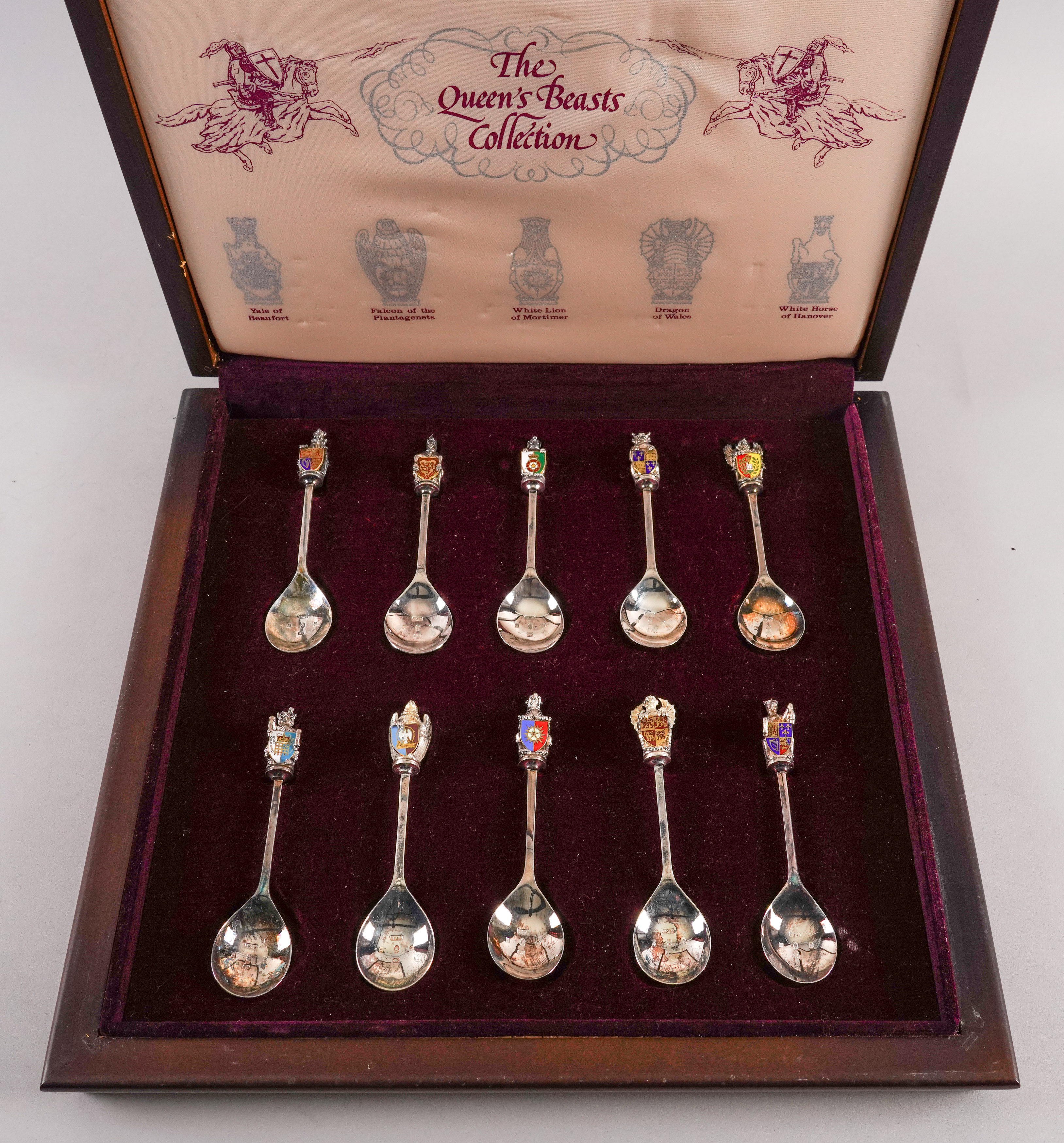 A SET OF TEN SILVER ENAMELLED SPOONS (10) - Image 3 of 6
