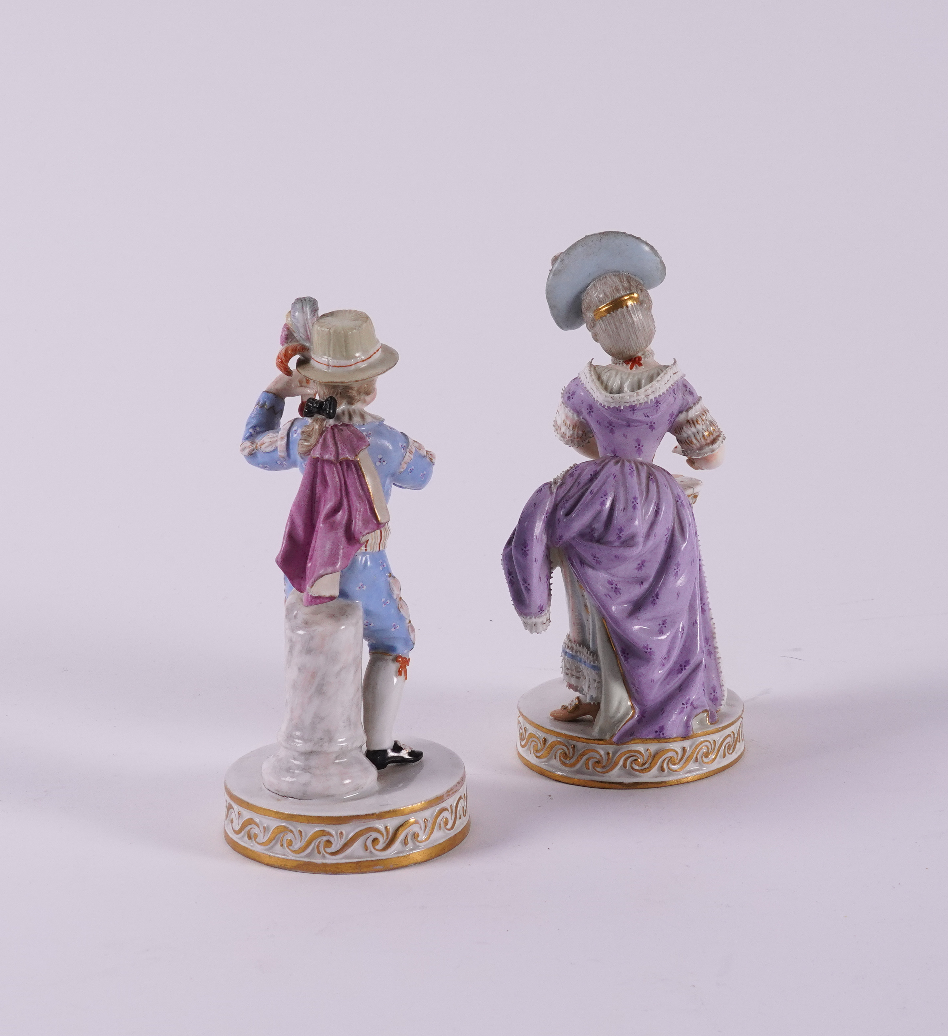 TWO MEISSEN FIGURES OF A CARD PLAYER AND A MUSICIAN (2) - Image 3 of 5