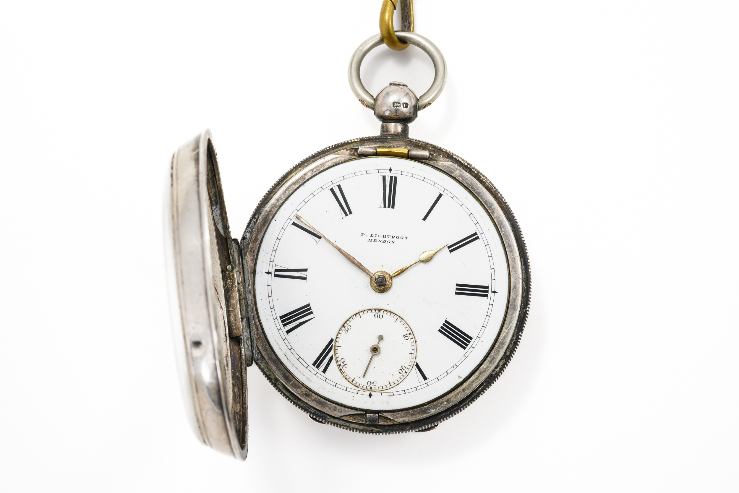 A GENTLEMAN'S SILVER OPENFACED POCKET WATCH AND CHAIN - Image 2 of 5